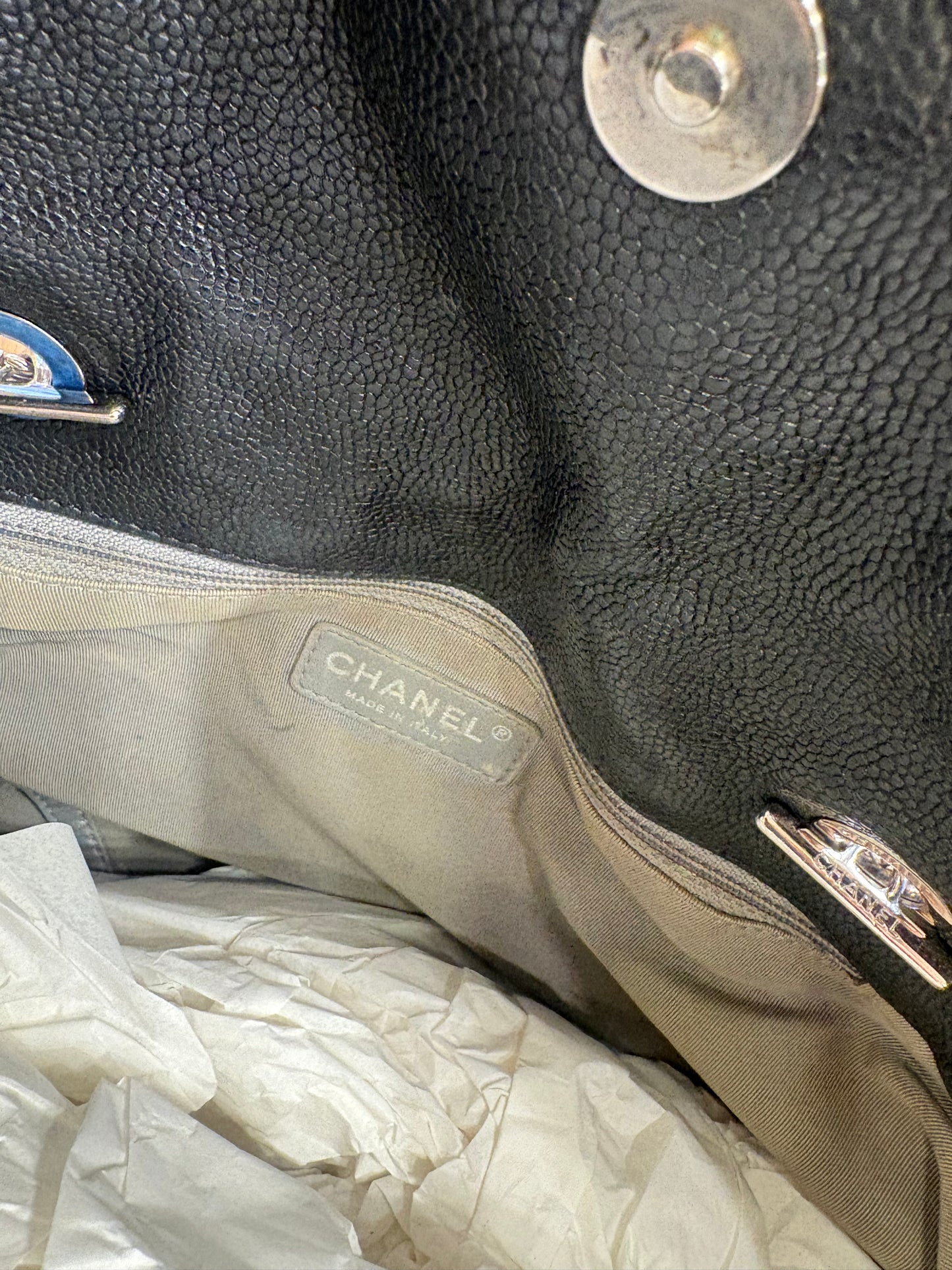 Borsa Chanel French Riviera Hobo in Pelle Caviar Quilted e Hardware Argentato