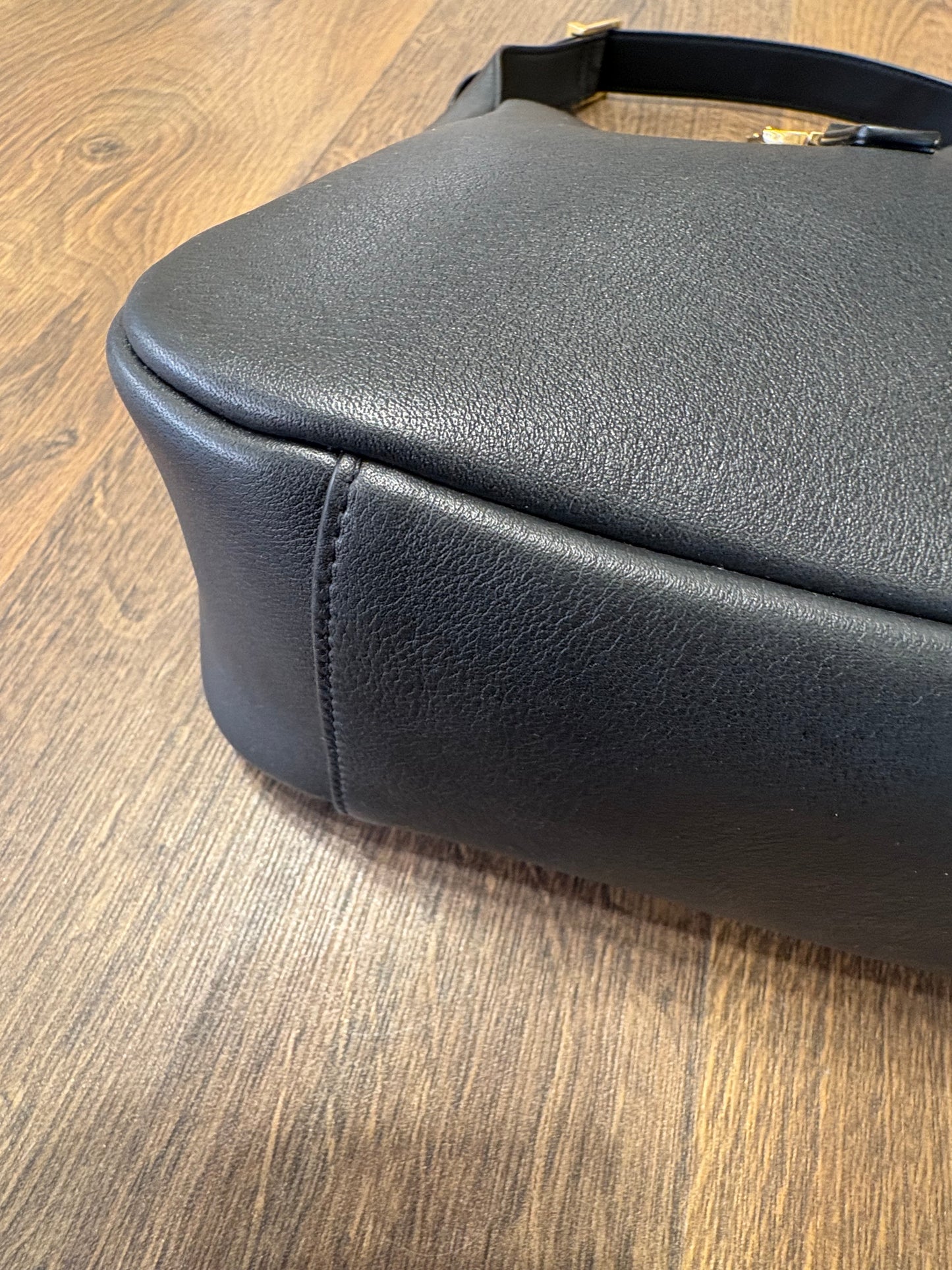 Ysl Le 5à7 pelle nera nuova