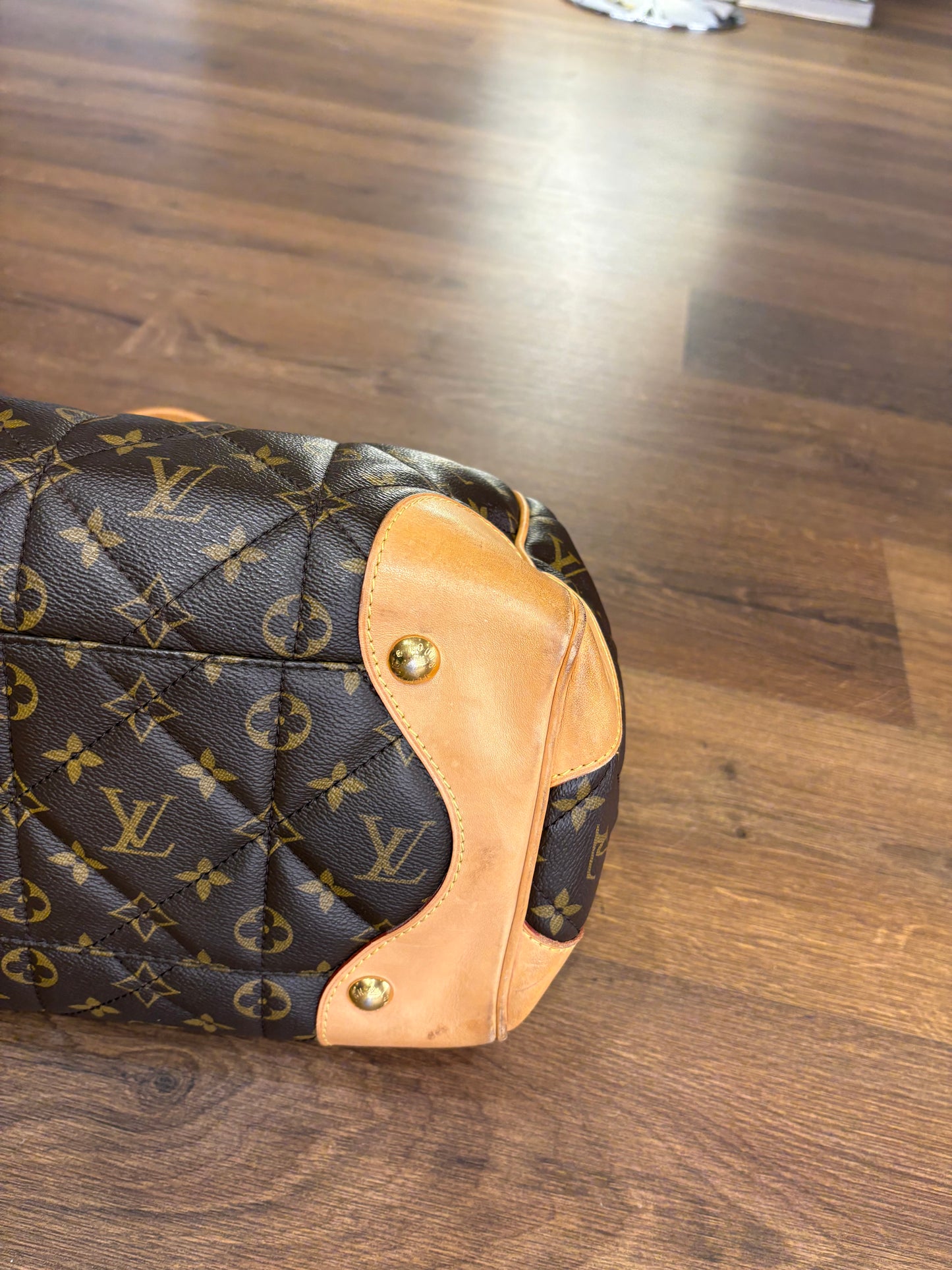 Louis Vuitton Etoile Shopper in tel Monogram trapuntata con finiture in pelle