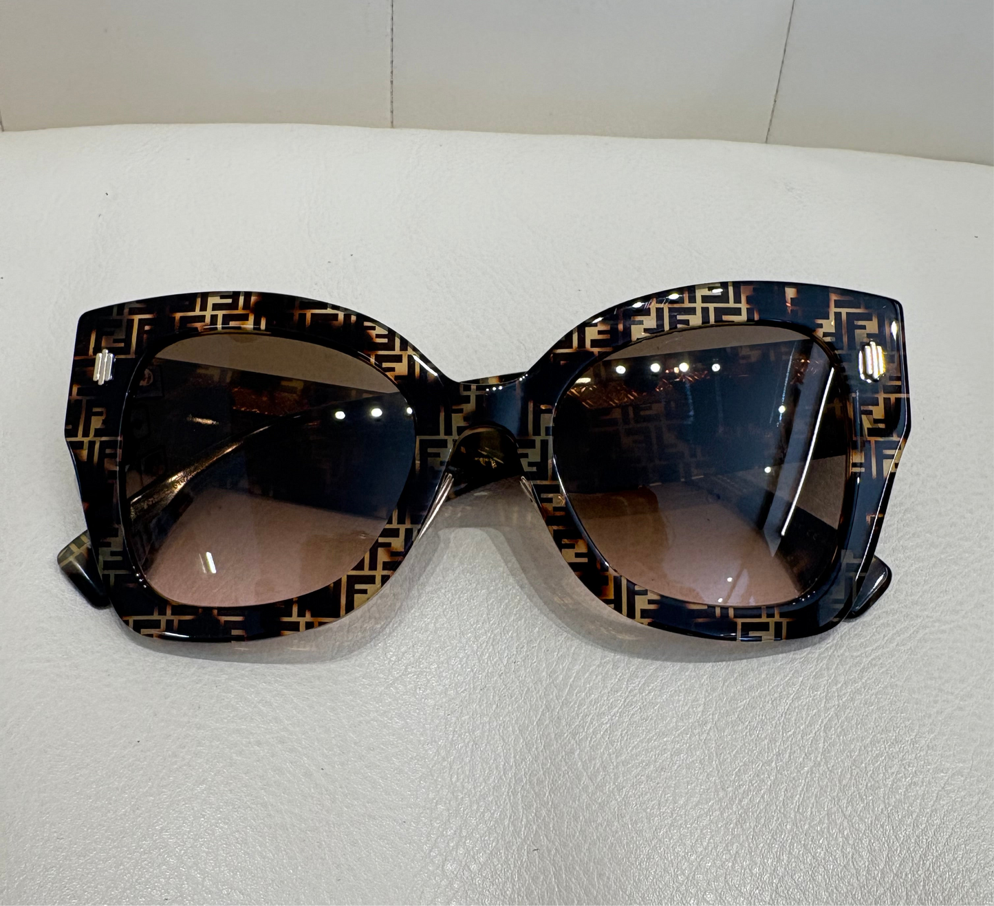 Fendi Occhiali da sole in acetato marrone