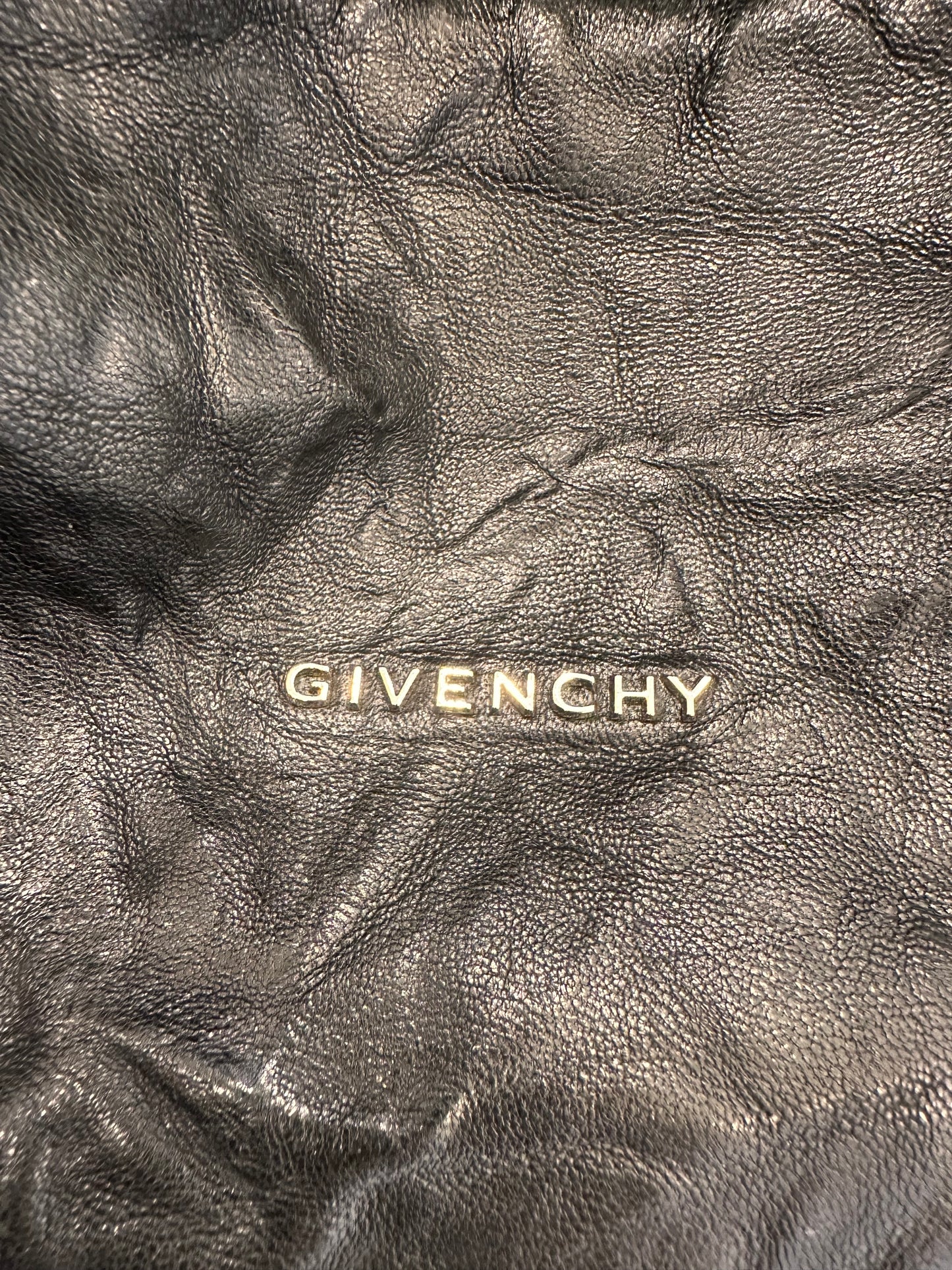 Givenchy  borsa Pandora pelle martellata