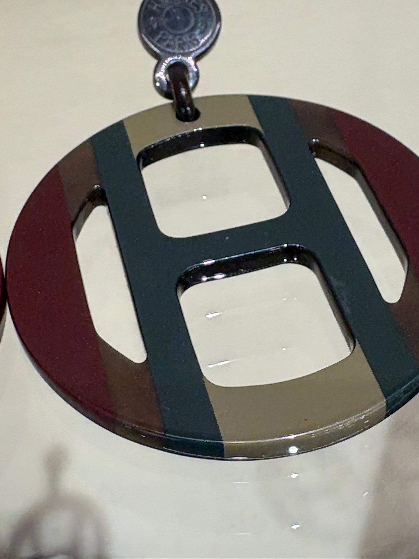 Hermès orecchini H Équipe pendente corno di bufalo e legno