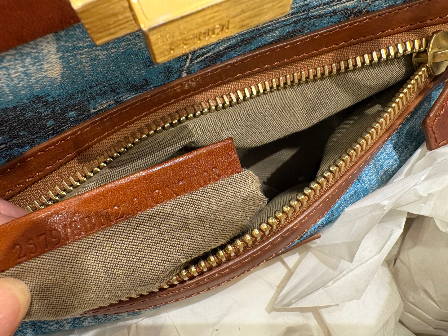 Fendi Peekaboo Large con Interno Denim Print