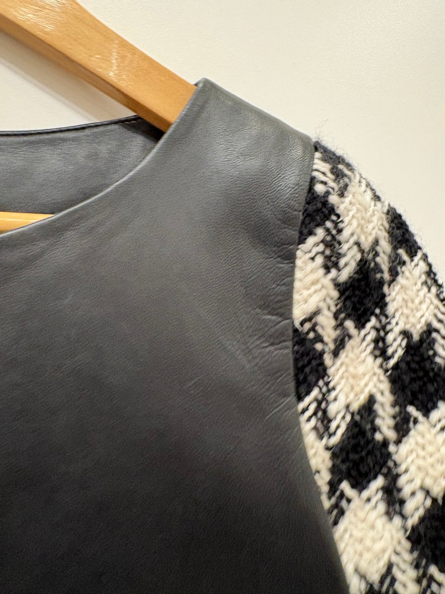 Moschino Boutique abito in pelle maniche  lana pied de poule . Nuovo