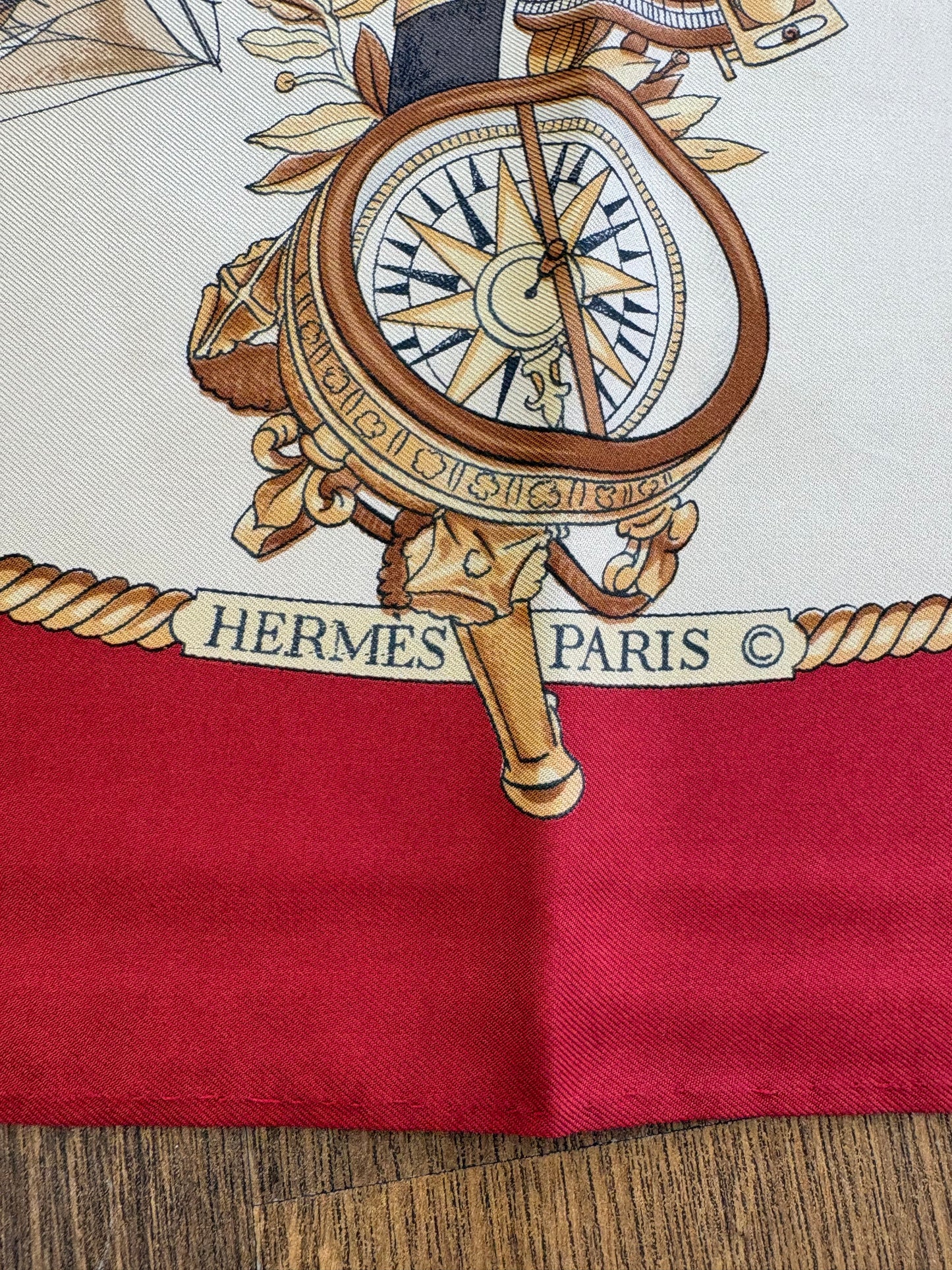 Foulard Hermès Carré 90 "Silhouettes Navales" in Seta Rosso Fuoco