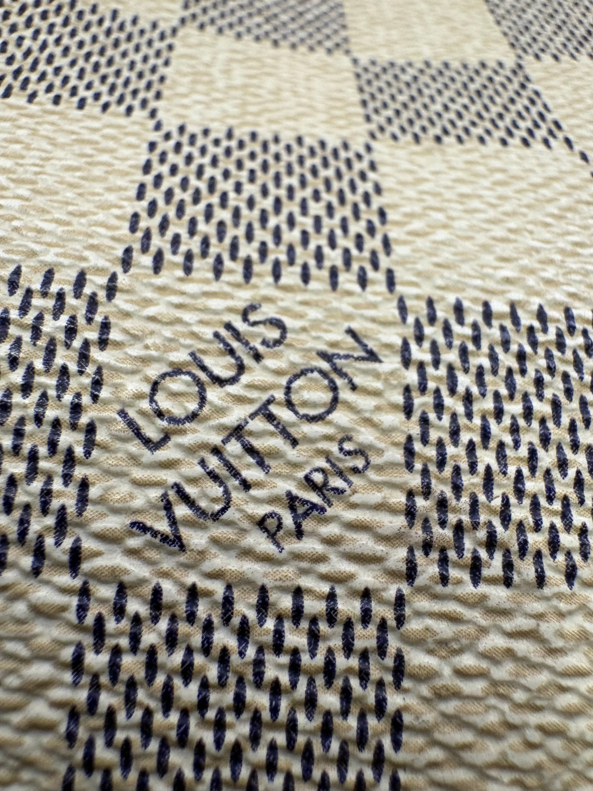 Louis Vuitton Neverfull MM in Tela Damier Azur