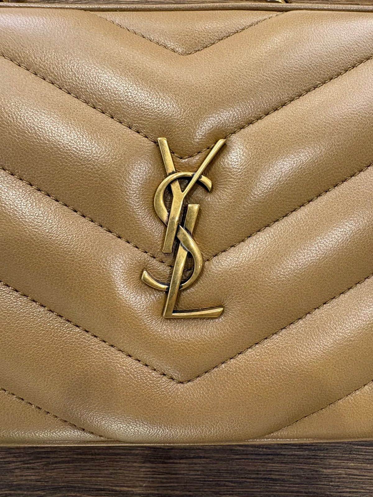 Saint Laurent camera bag Loulou in agnello matelasse’. Nuova