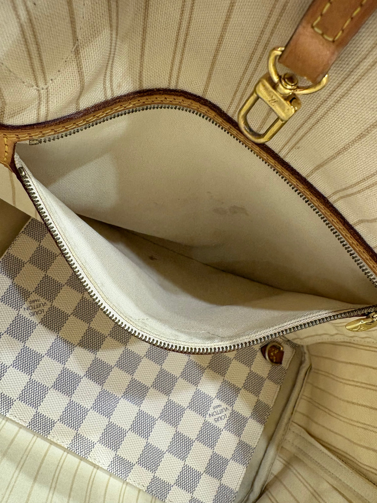 Louis Vuitton Neverfull MM in Tela Damier Azur