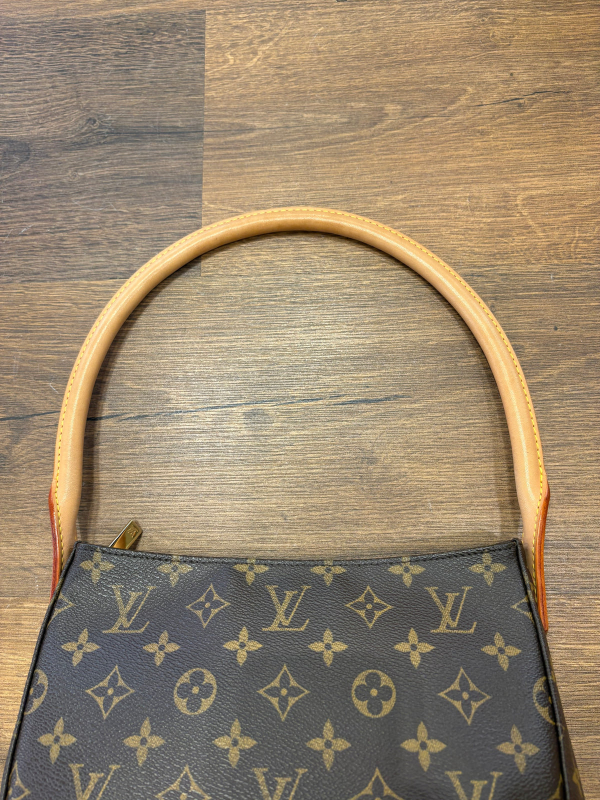 Louis Vuitton Looping MM in Tela Monogram Vintage