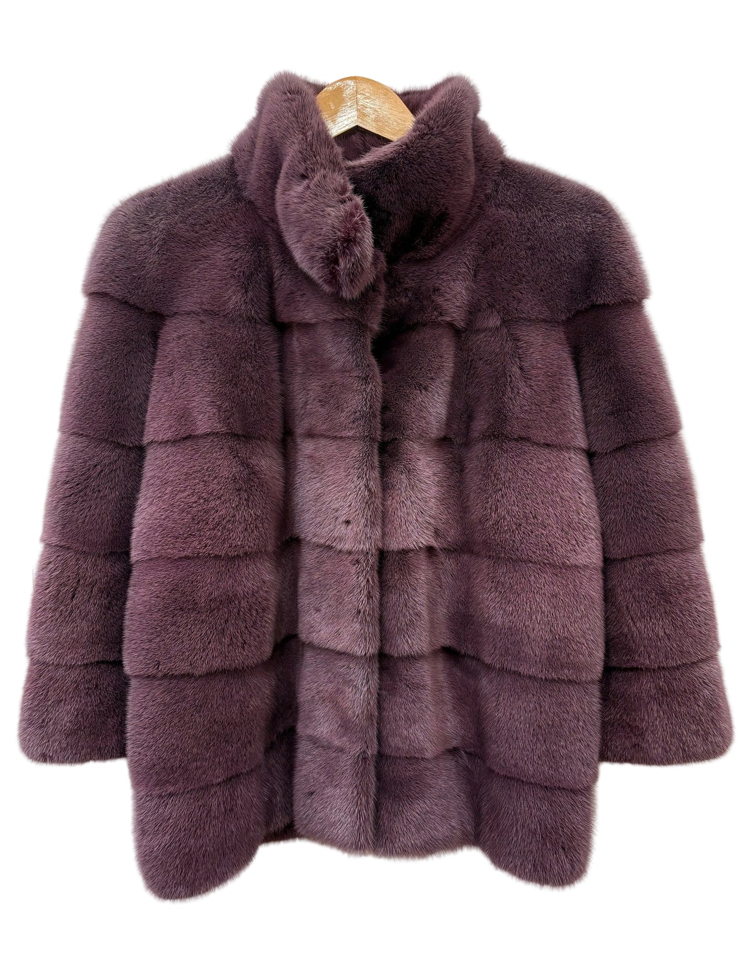 Visone femmina viola delicato 42