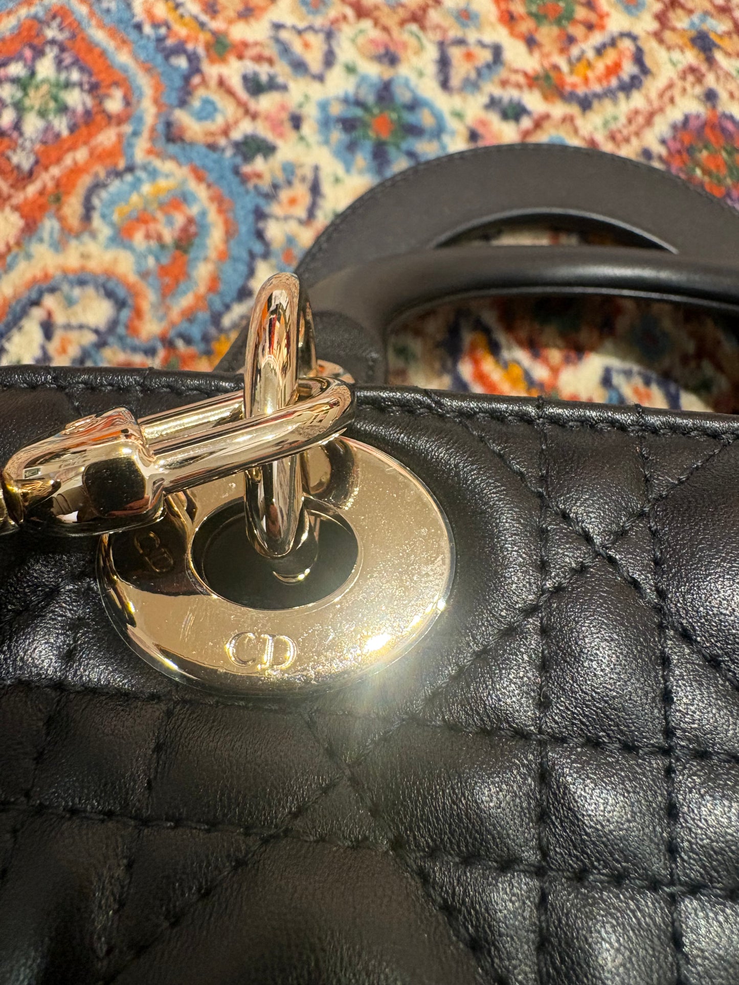 Lady Dior misura small  in agnello cannage nero