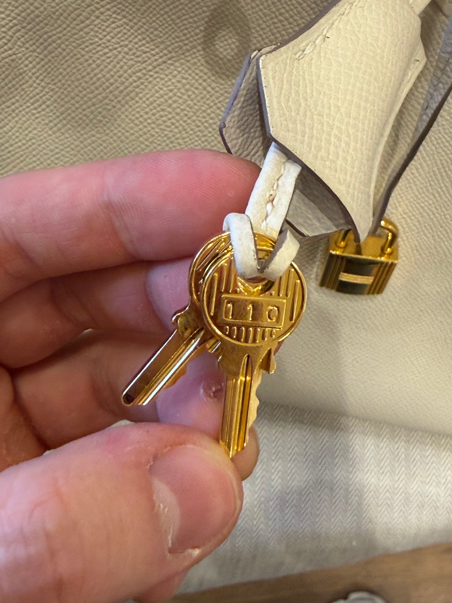 Hermès Birkin 35 colore Craie hardware  gold