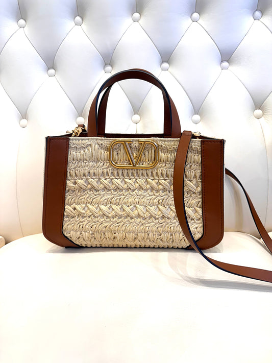 Valentino Vlogo in rafia crochet e pelle cognac