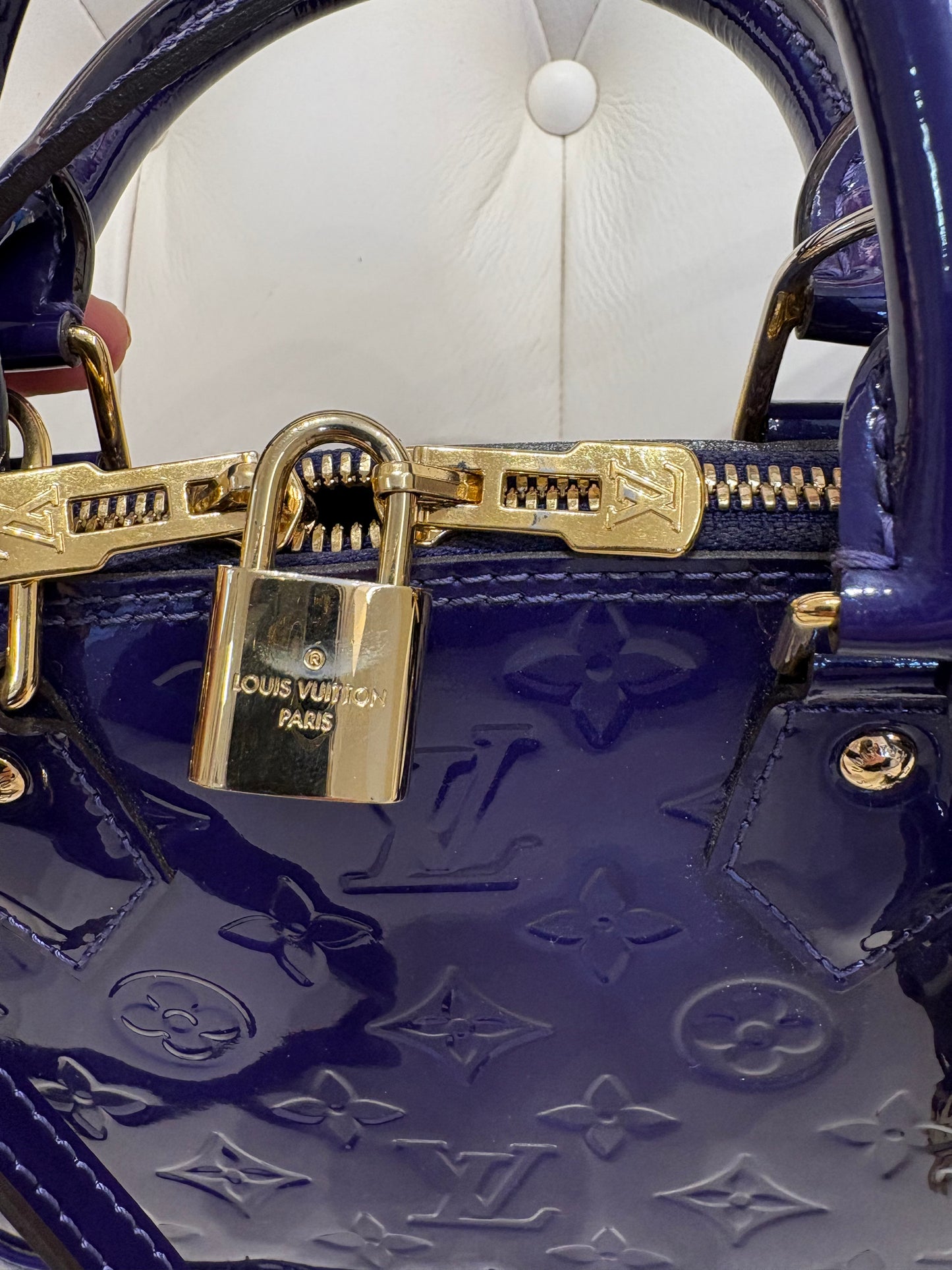 Louis Vuitton Alma BB vernis viola