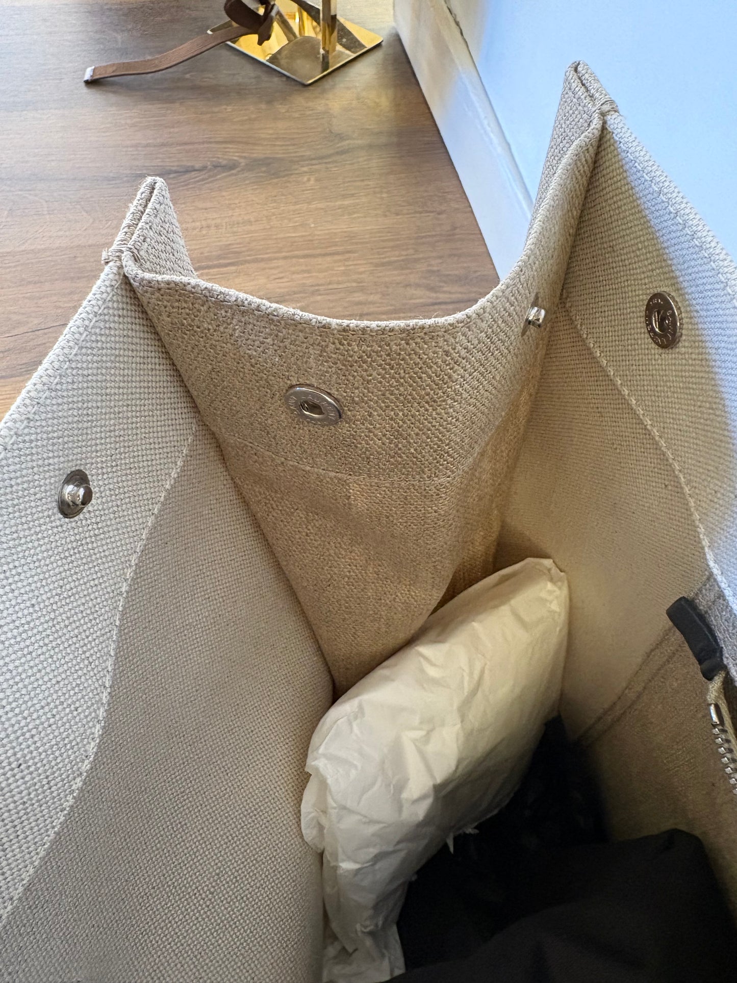 Saint Laurent Borsa Tote Rive Gauche Grande in Canvas e Pelle. Nuovo