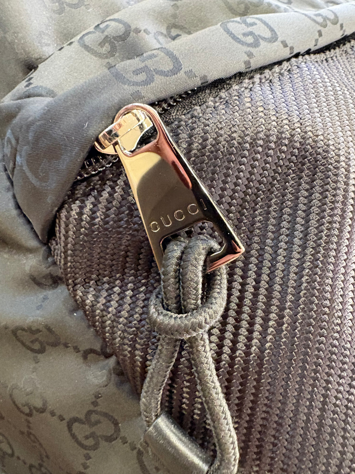 Gucci zaino Nexus misura media in nylon GG. Nuovo