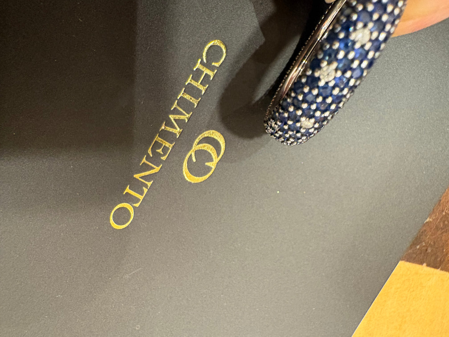Anello Chimento Forever Star in Oro Giallo con Zaffiri Blu e Diamanti