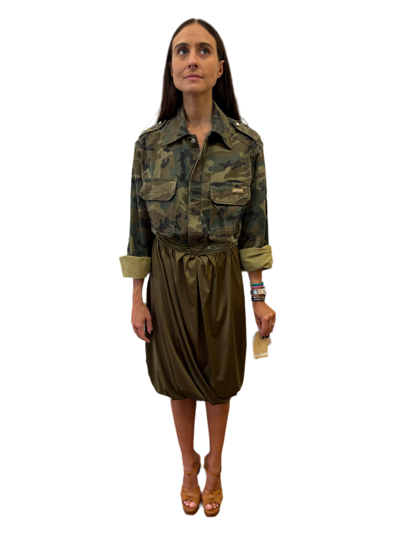 Galliano abito camouflage e seta recycling