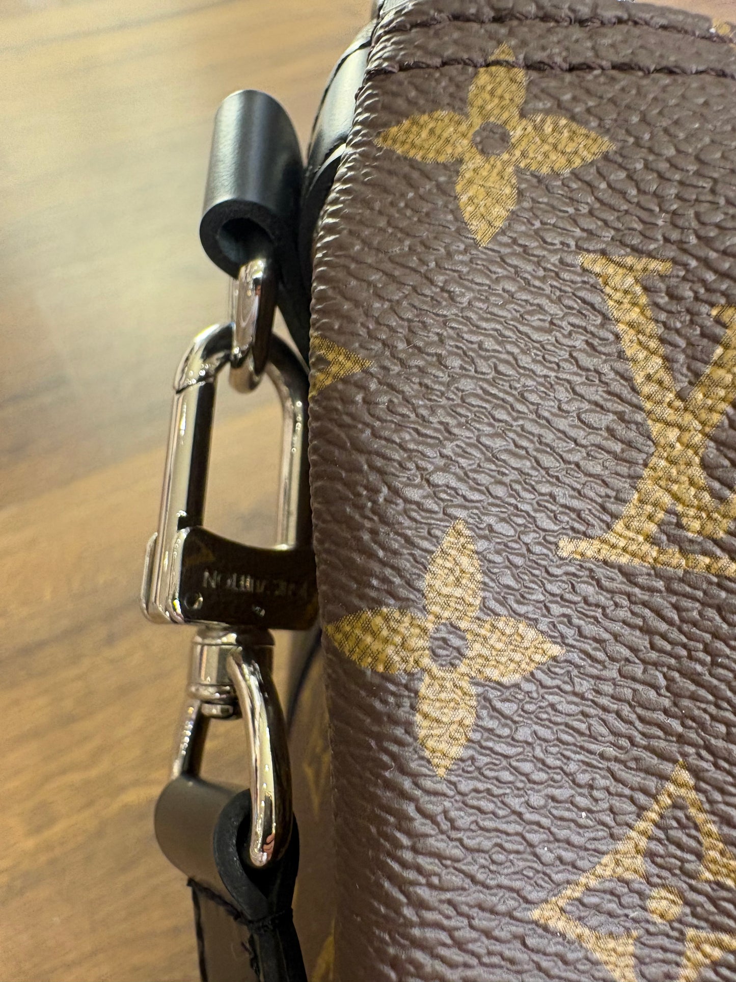 Louis Vuitton Keepall Bandoulière 55