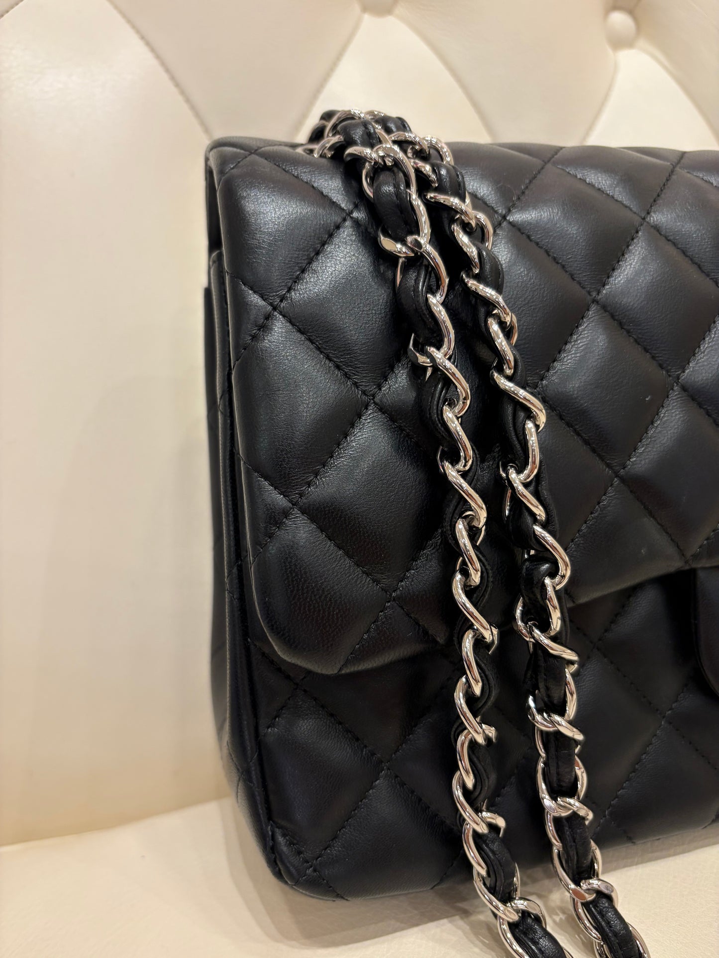 Chanel  Timeless Classic Jumbo lambskin black  hw silver