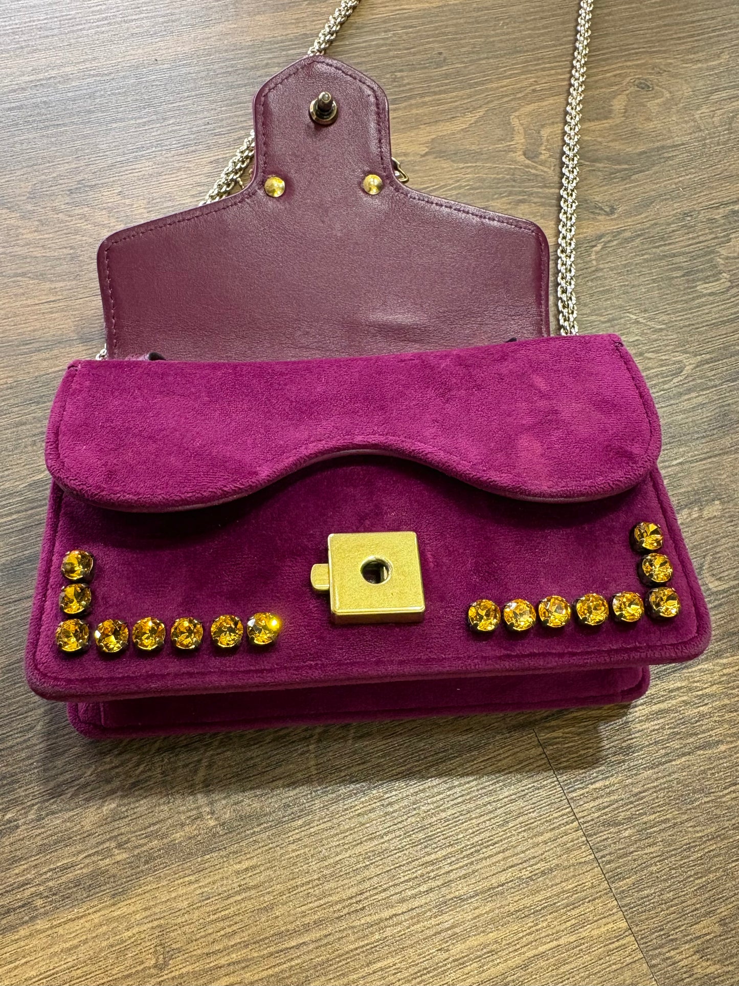 Gucci Dionysus Mini Bee Embroidered con ape e cristalli edizione limitata