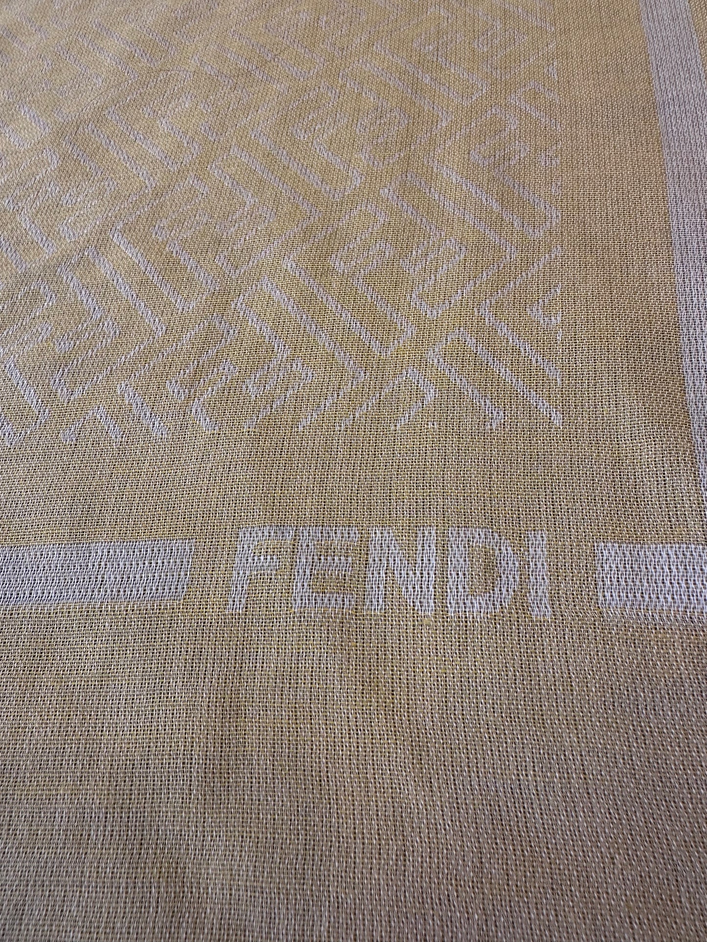 Fendi maxi stola in cotone monogram giallo