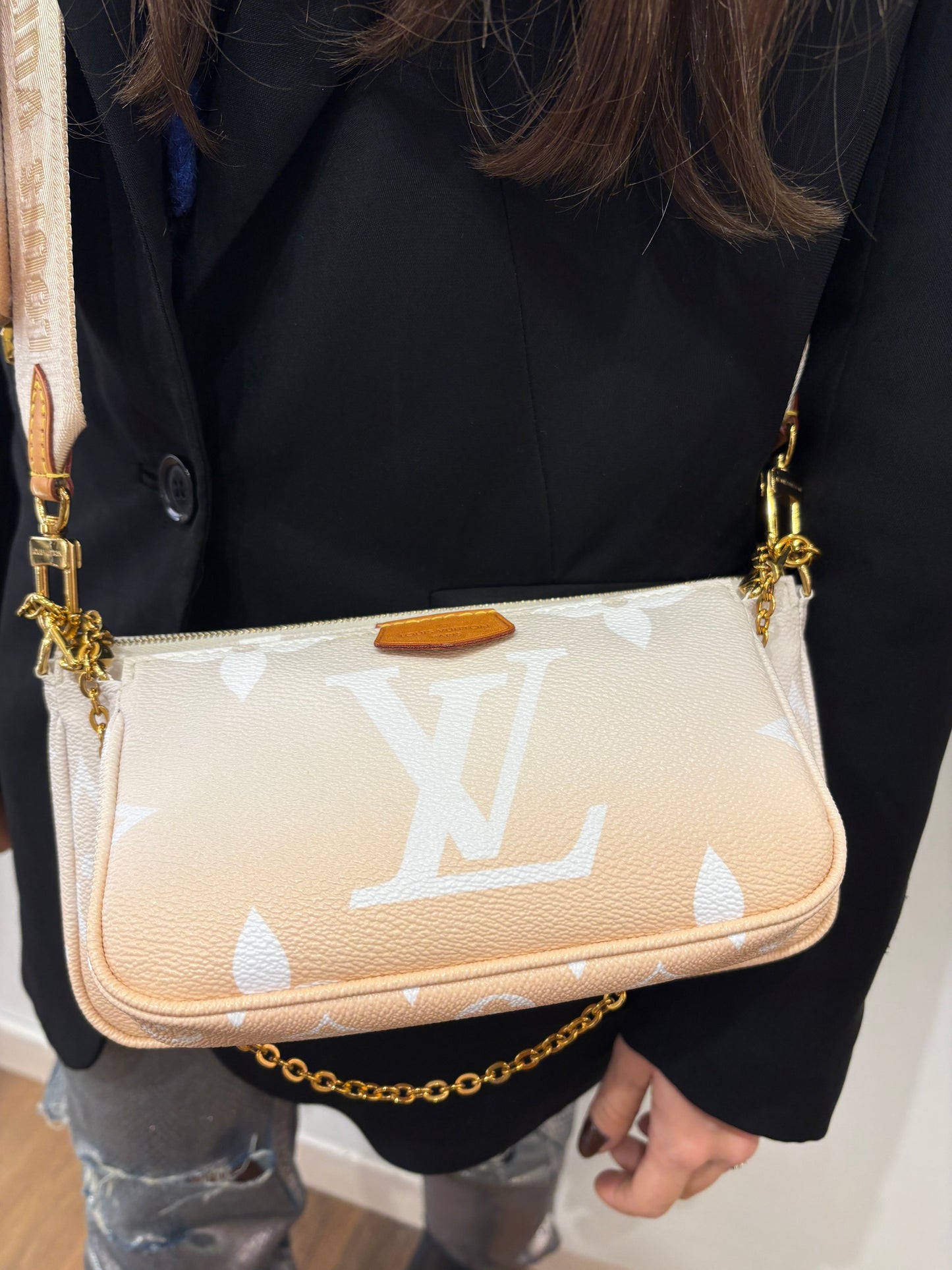 Louis Vuitton Multi Pocket Accessoires Lim . Edition