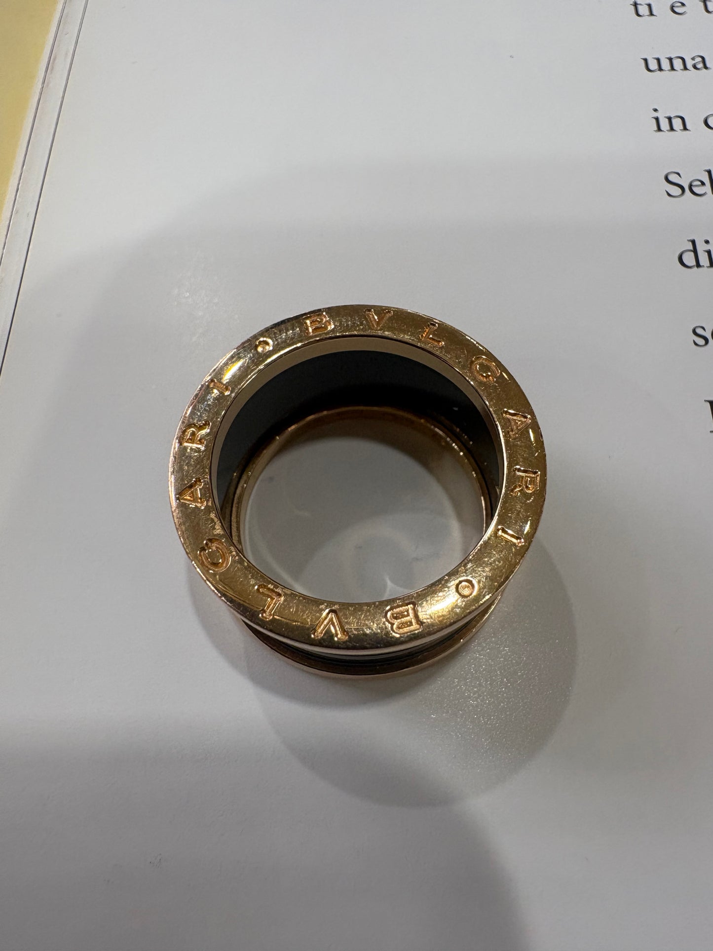 Bvlgari B.zero 1 anello in oro rosa e ceramica brown