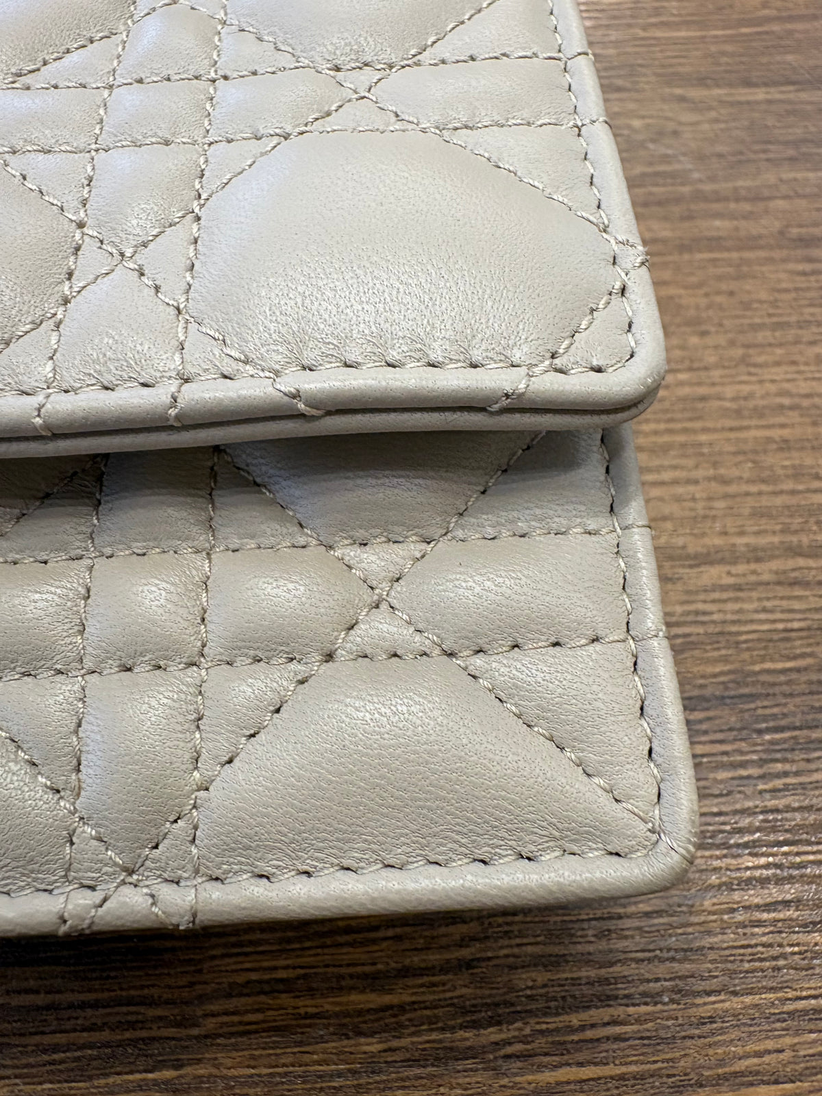 Dior mini borsa My Dior in pelle di agnello Cannage beige. Nuovo