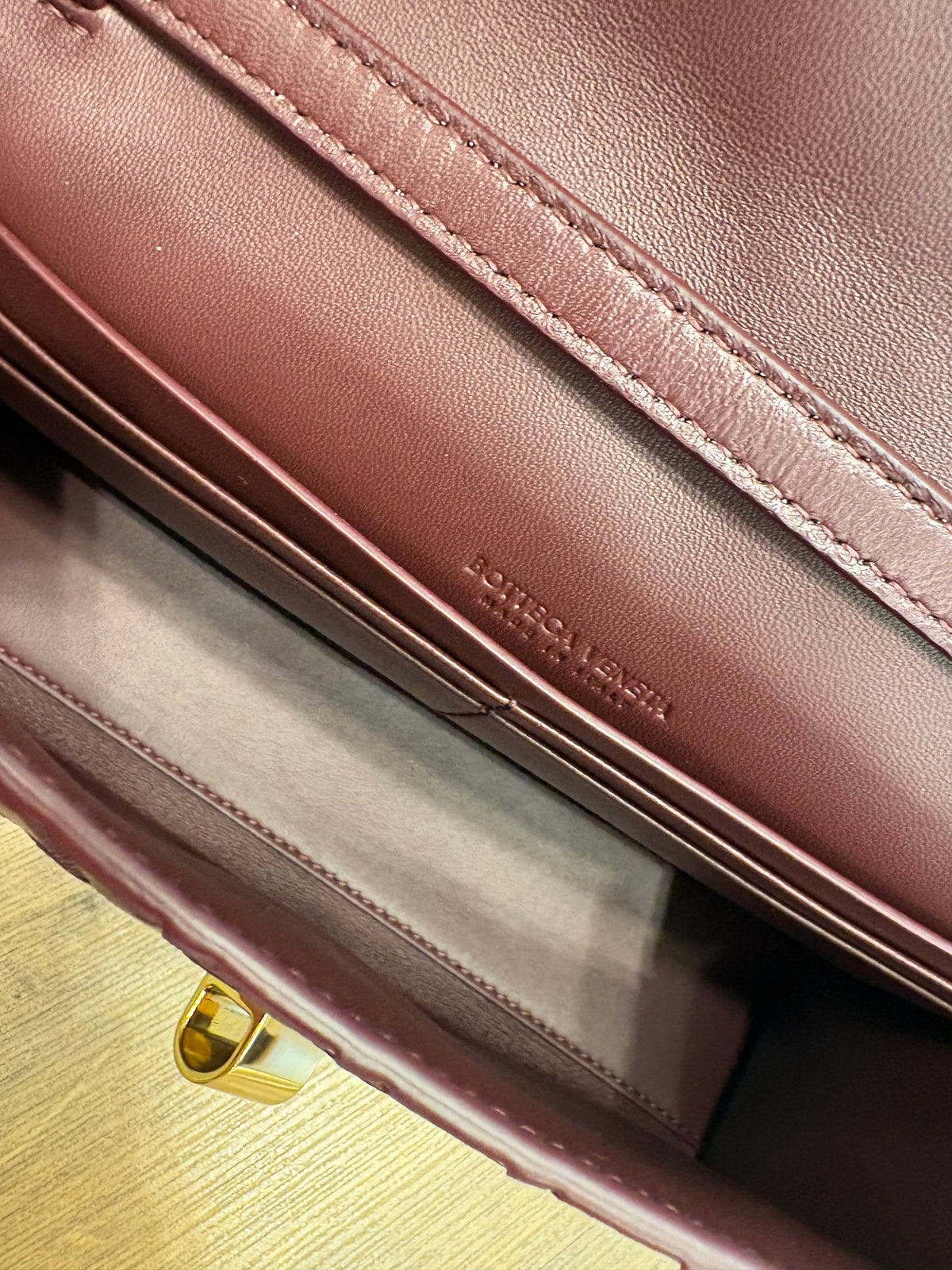 Bottega Veneta Clutch 25 Andiamo  . Nuovo