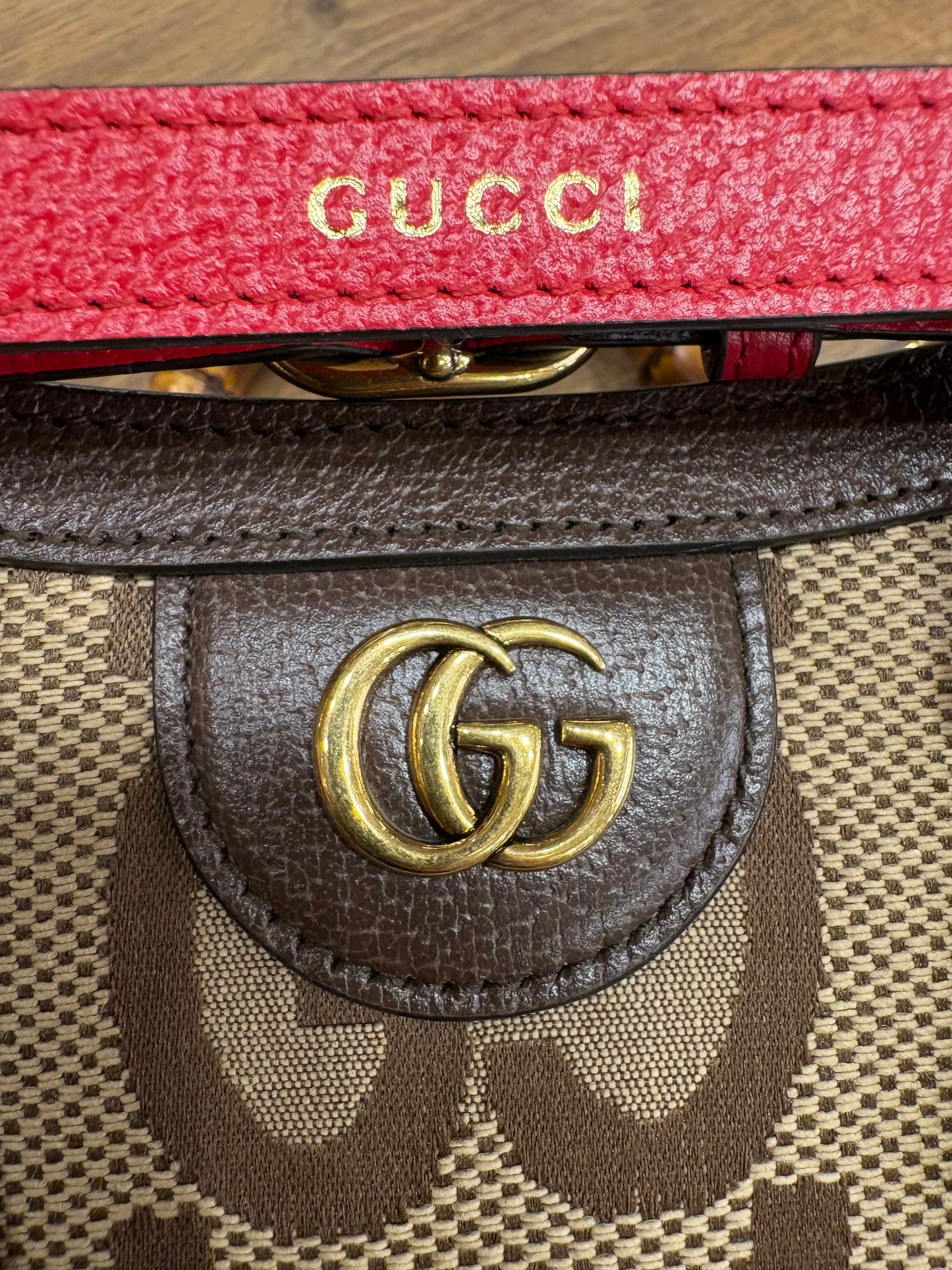 Gucci Diana Shopping Jumbo GG Mini
