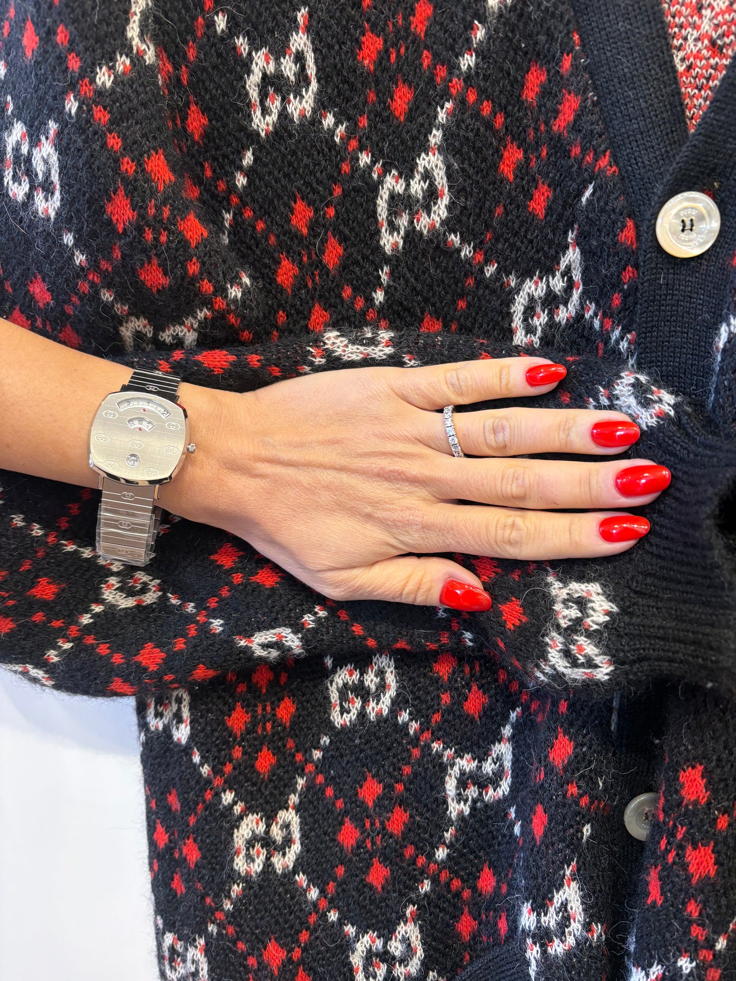 Gucci  Grip orologio Gucci Grip  in acciaio inossidabile con motivo GG inciso .nuovo