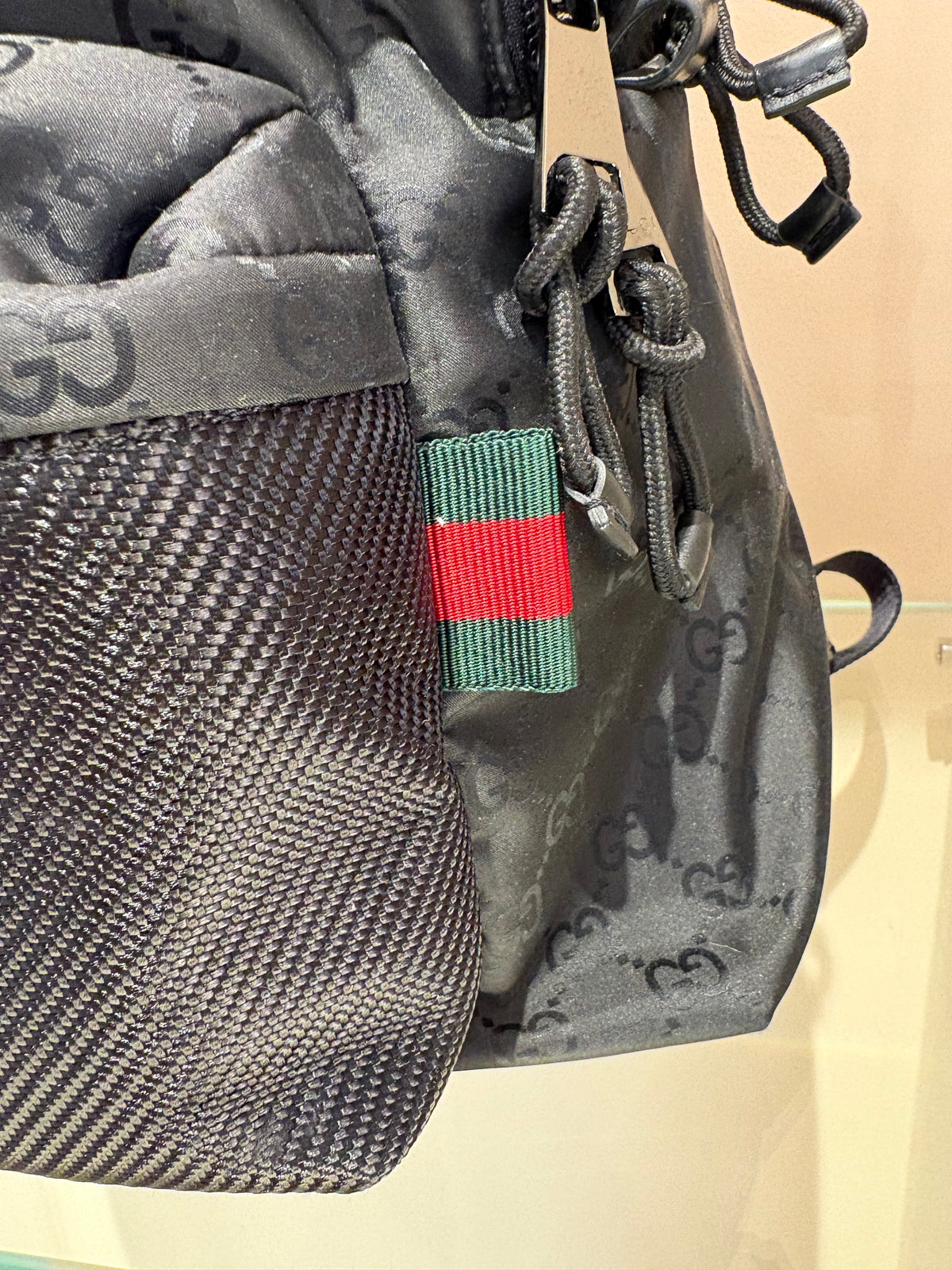 Gucci zaino Nexus misura media in nylon GG. Nuovo
