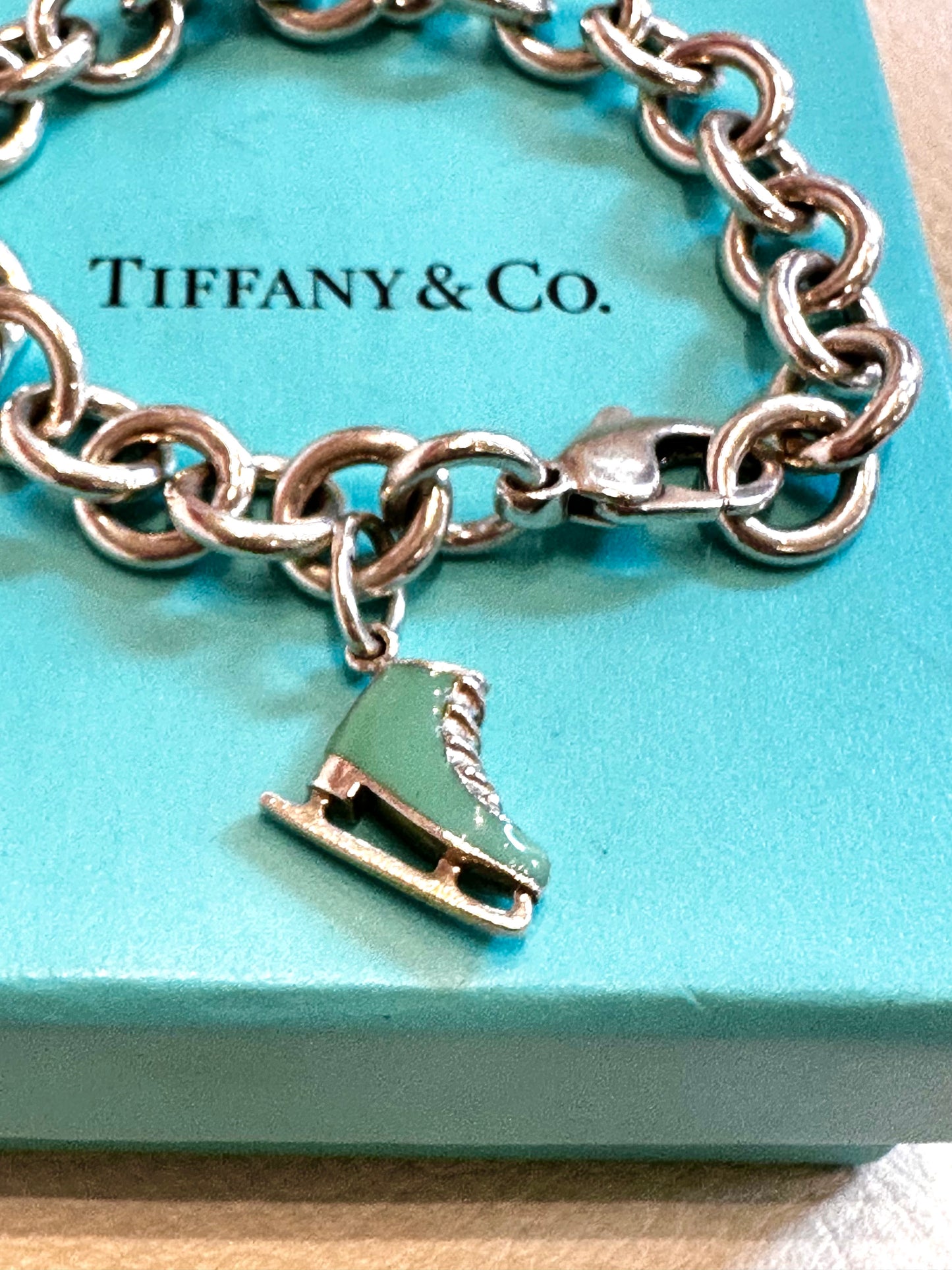 Tiffany  bracciale in argento e blu Enamel  ice skate charm