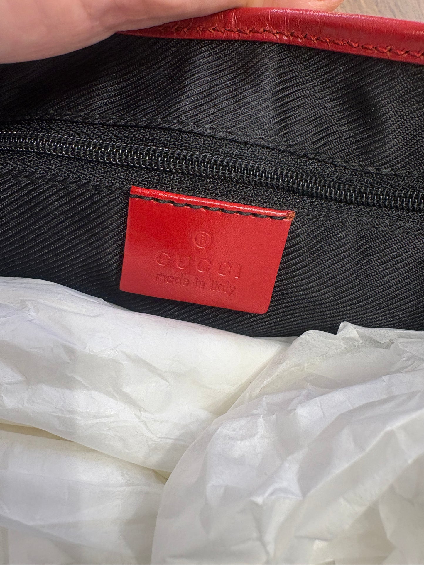 Borsa a Spalla Gucci Vintage Jackie Media in Tela Monogram GG e Pelle Rossa