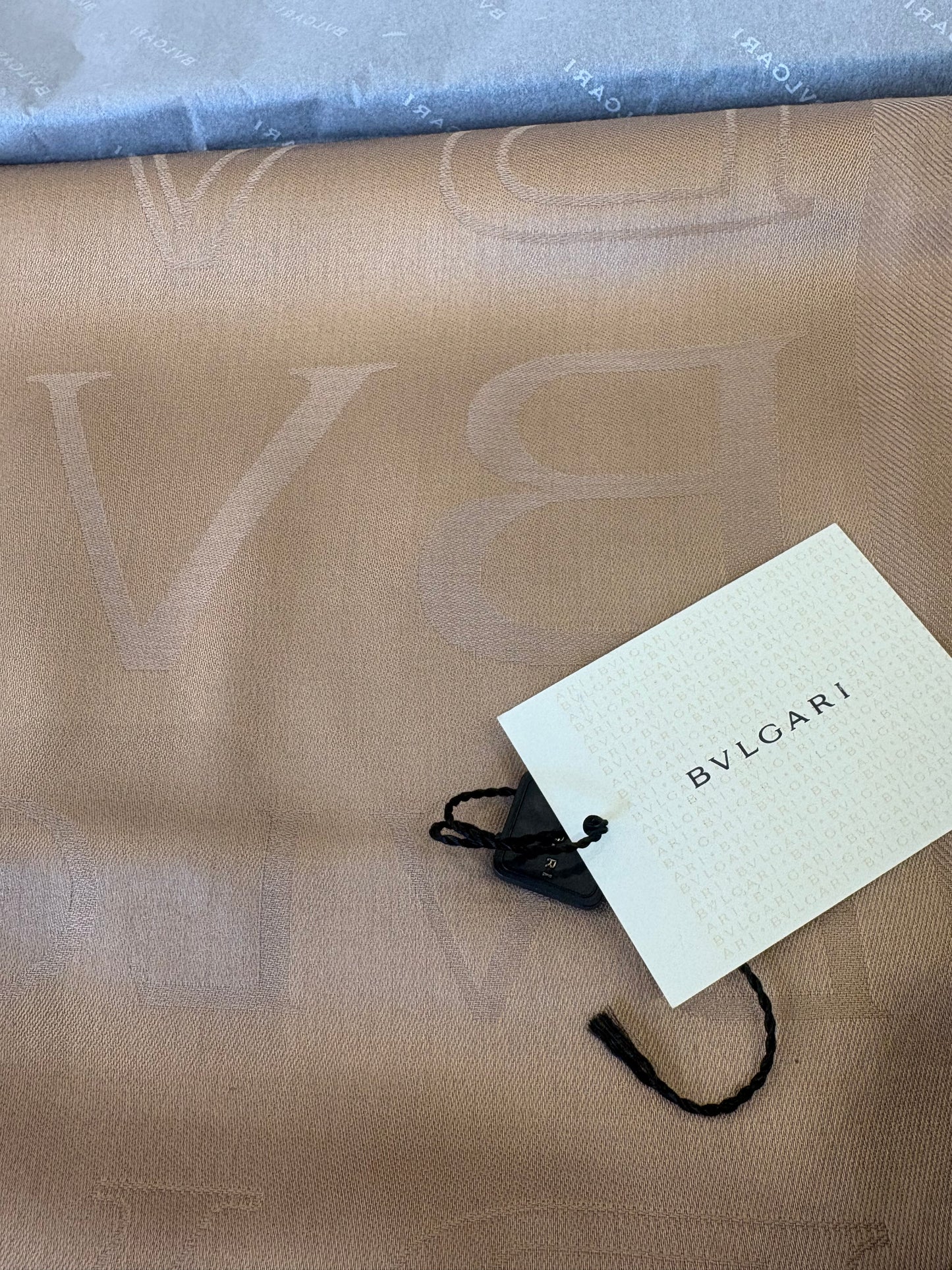 Bvlgari Stola  Logo Mania nuovo con box