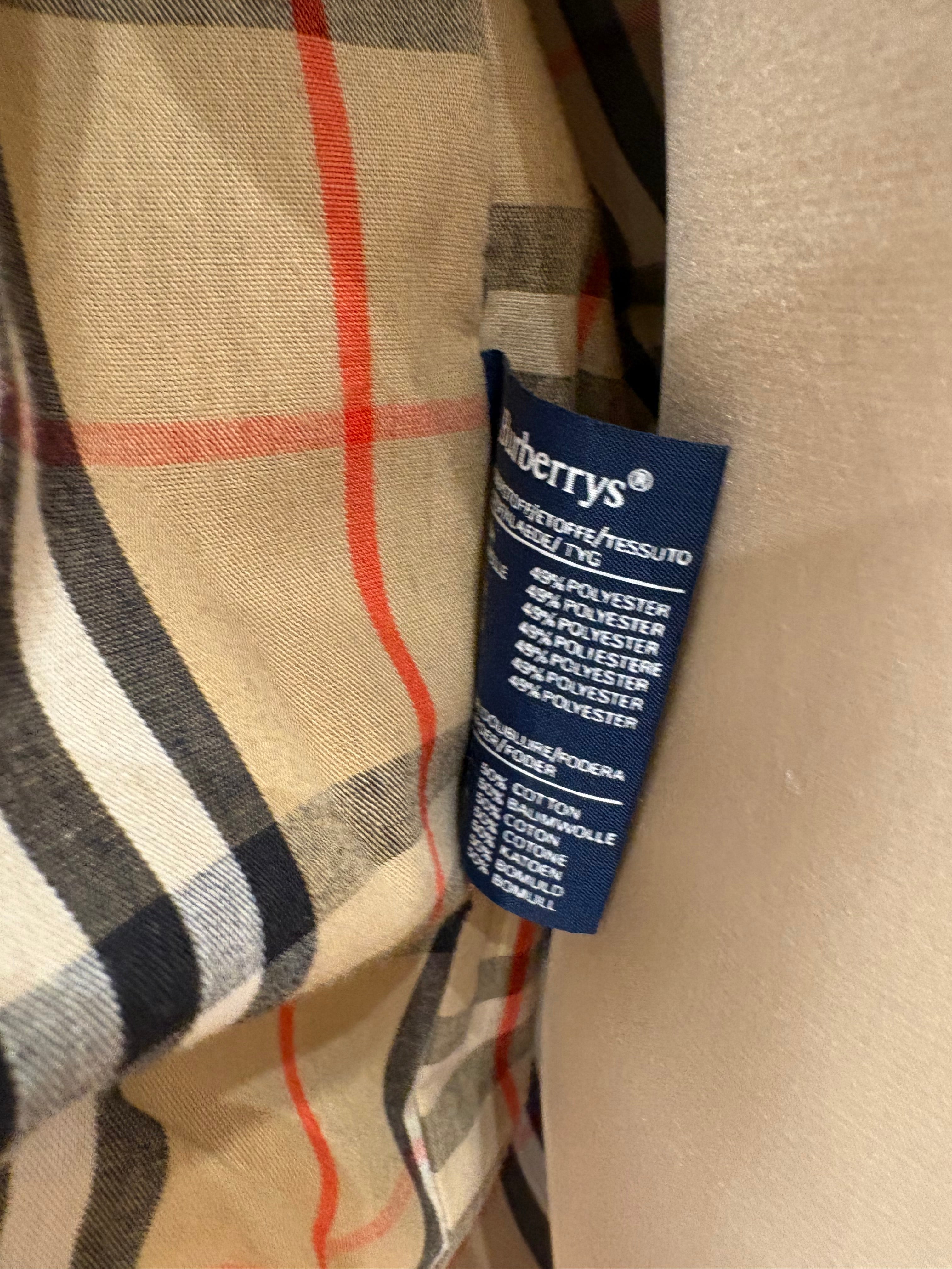 Burberry x Davide Cenci Edizione d'Archivio con Interno in Lana