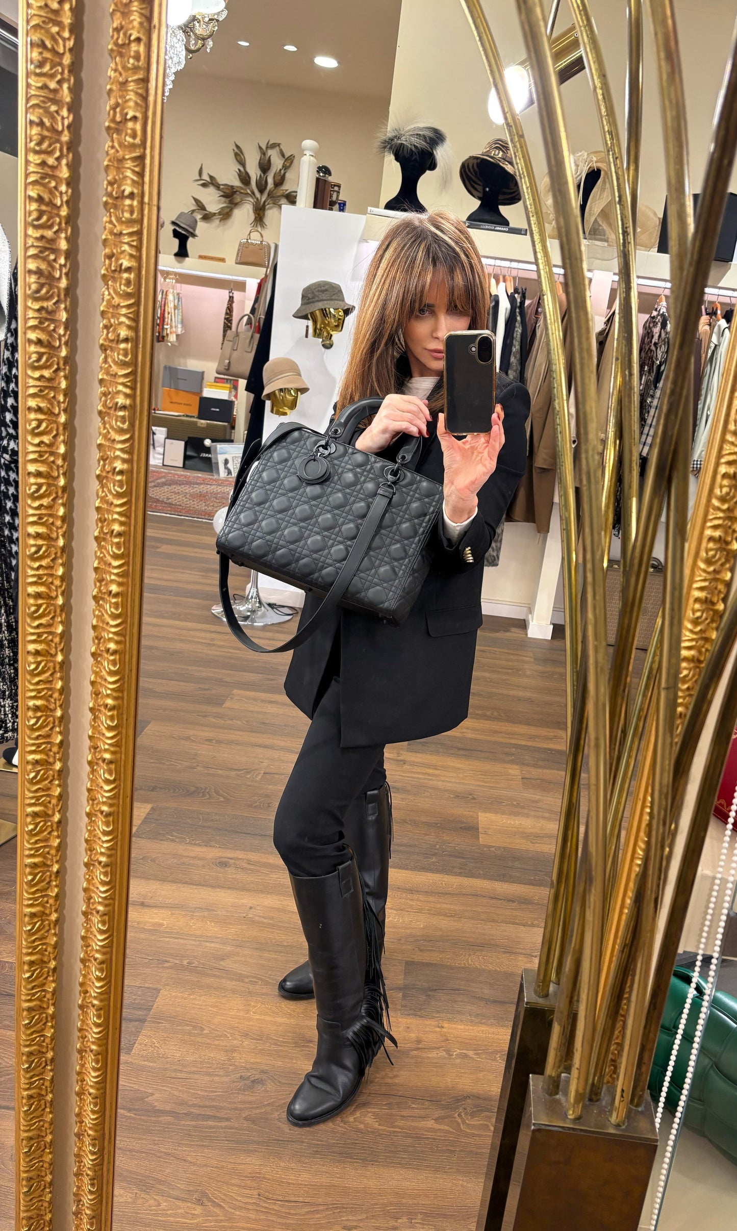 Lady Dior large in pelle ultra opaca cannage nero
