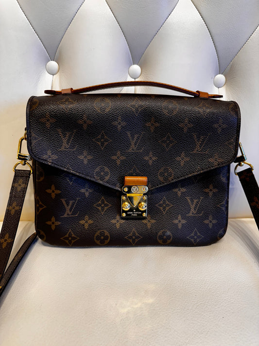 Louis Vuitton  pochette Métis