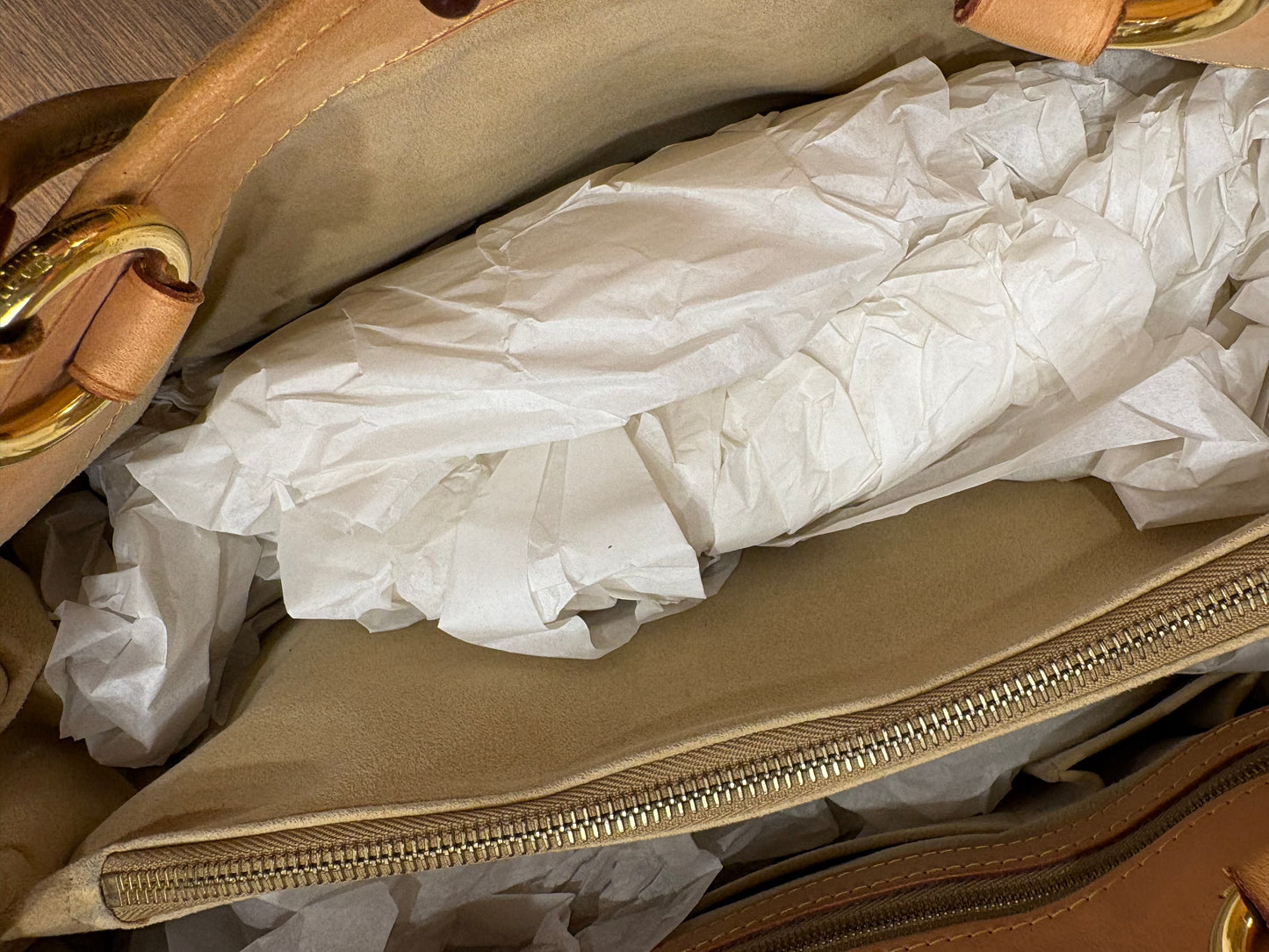 Louis Vuitton Etoile Shopper in tel Monogram trapuntata con finiture in pelle