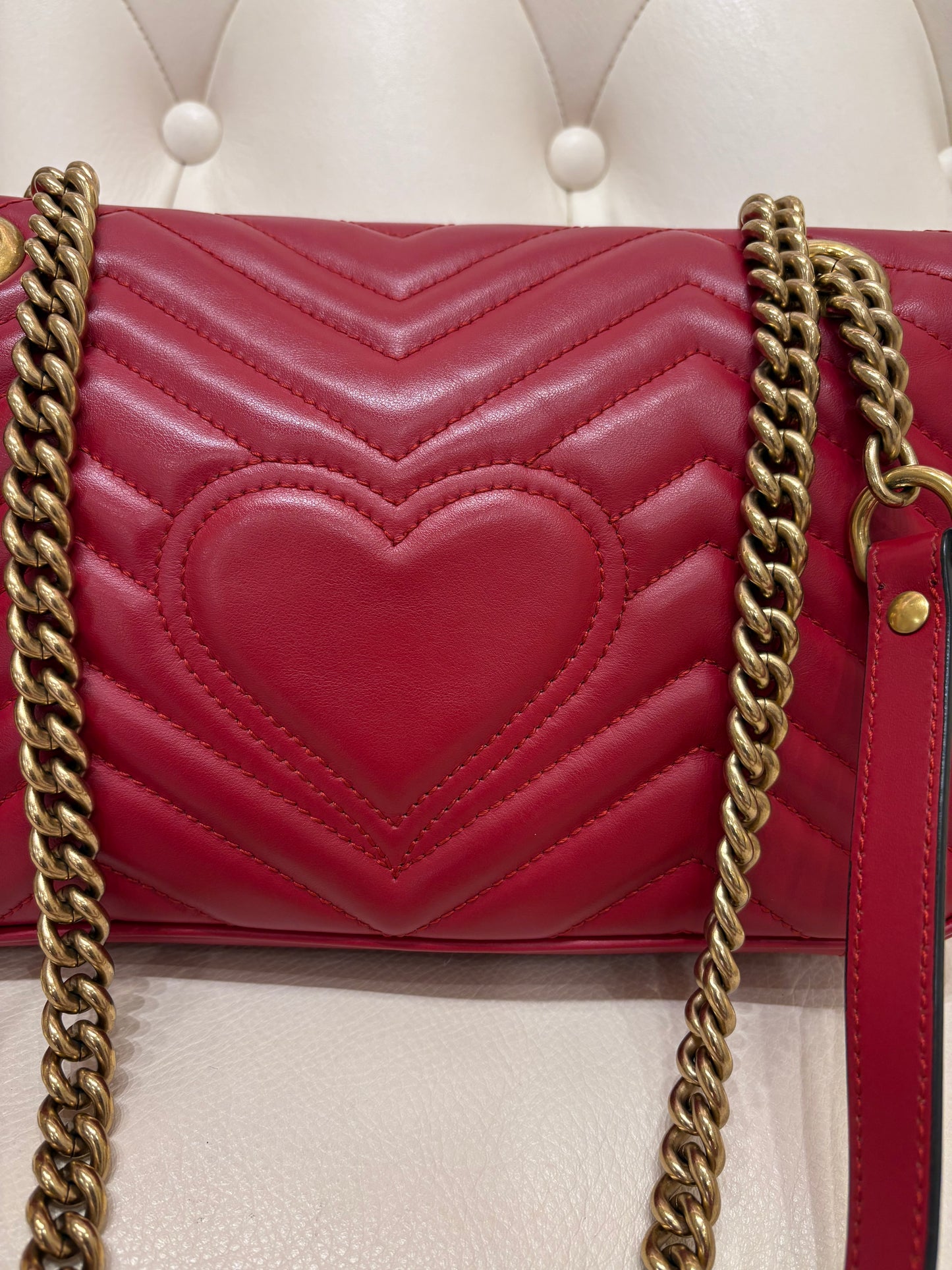 Gucci borsa a spalla GG Marmont pelle rossa