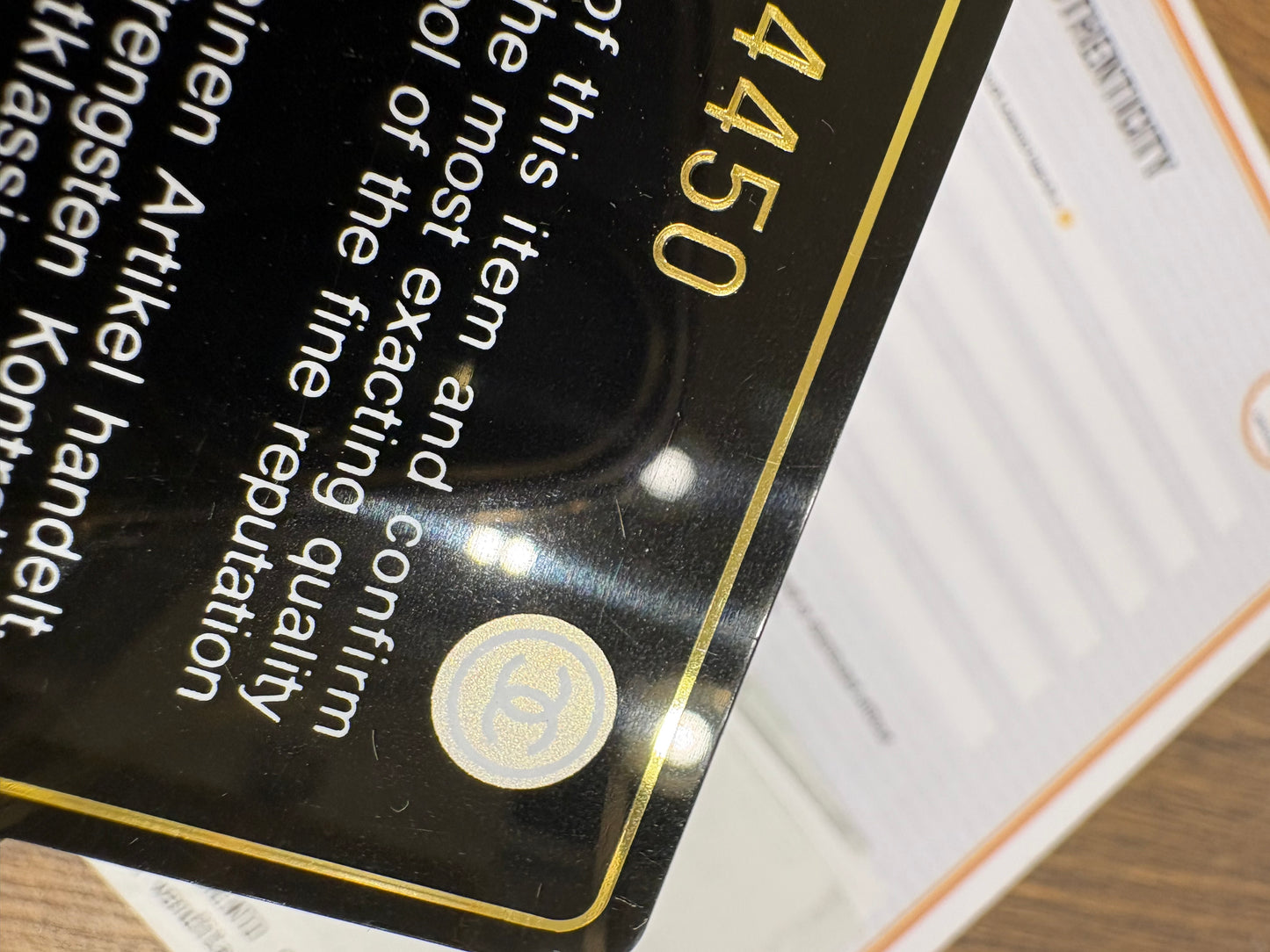 Chanel C19  media in pelle argento hw silver / gold