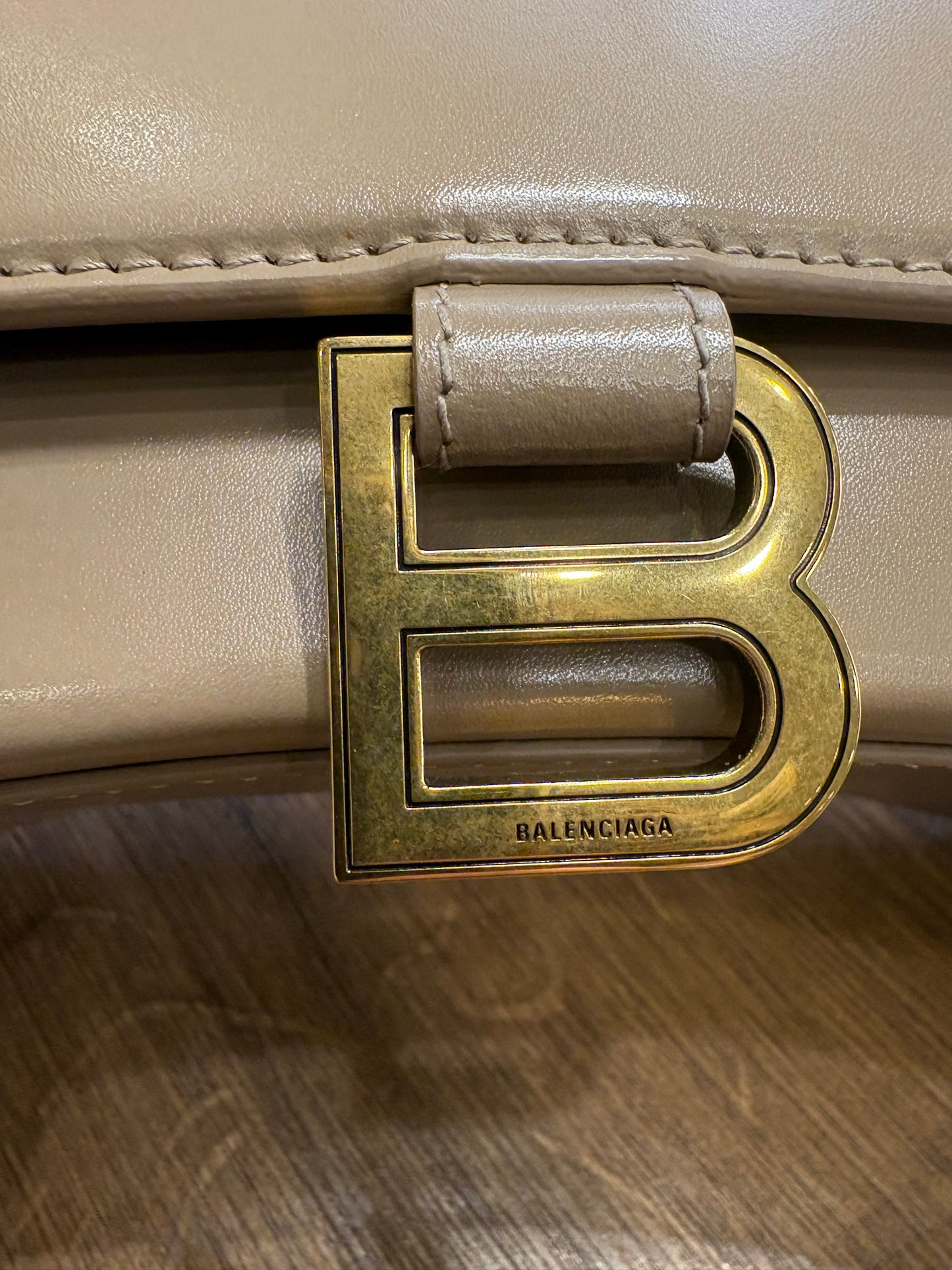 Balenciaga Hourglass Small: The Beige Heritage