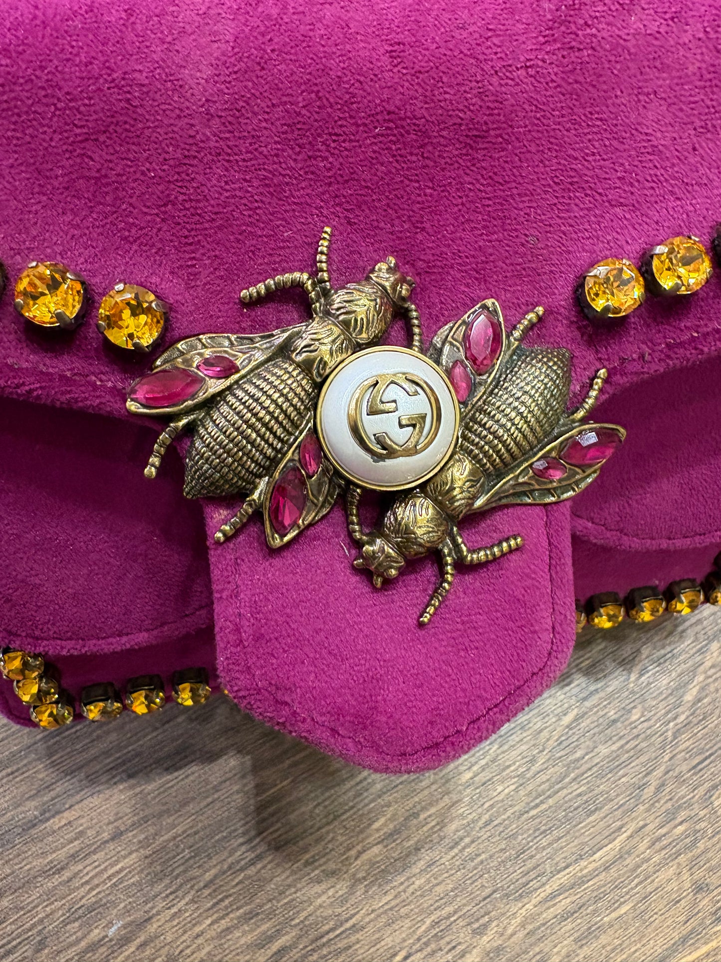 Gucci Dionysus Mini Bee Embroidered con ape e cristalli edizione limitata