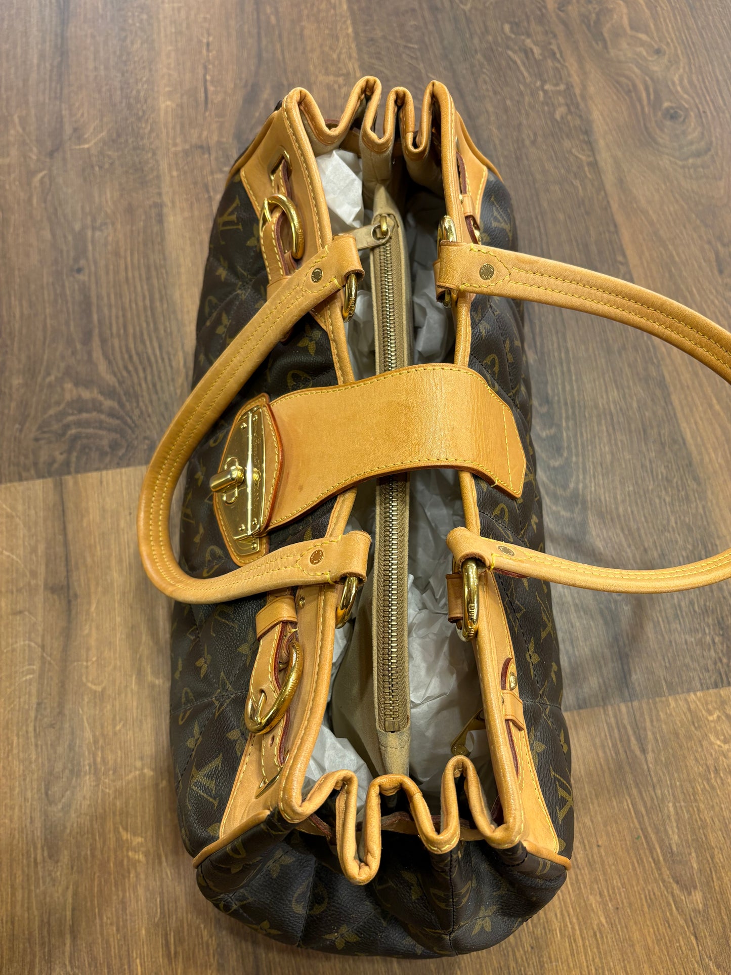 Louis Vuitton Etoile Shopper in tel Monogram trapuntata con finiture in pelle