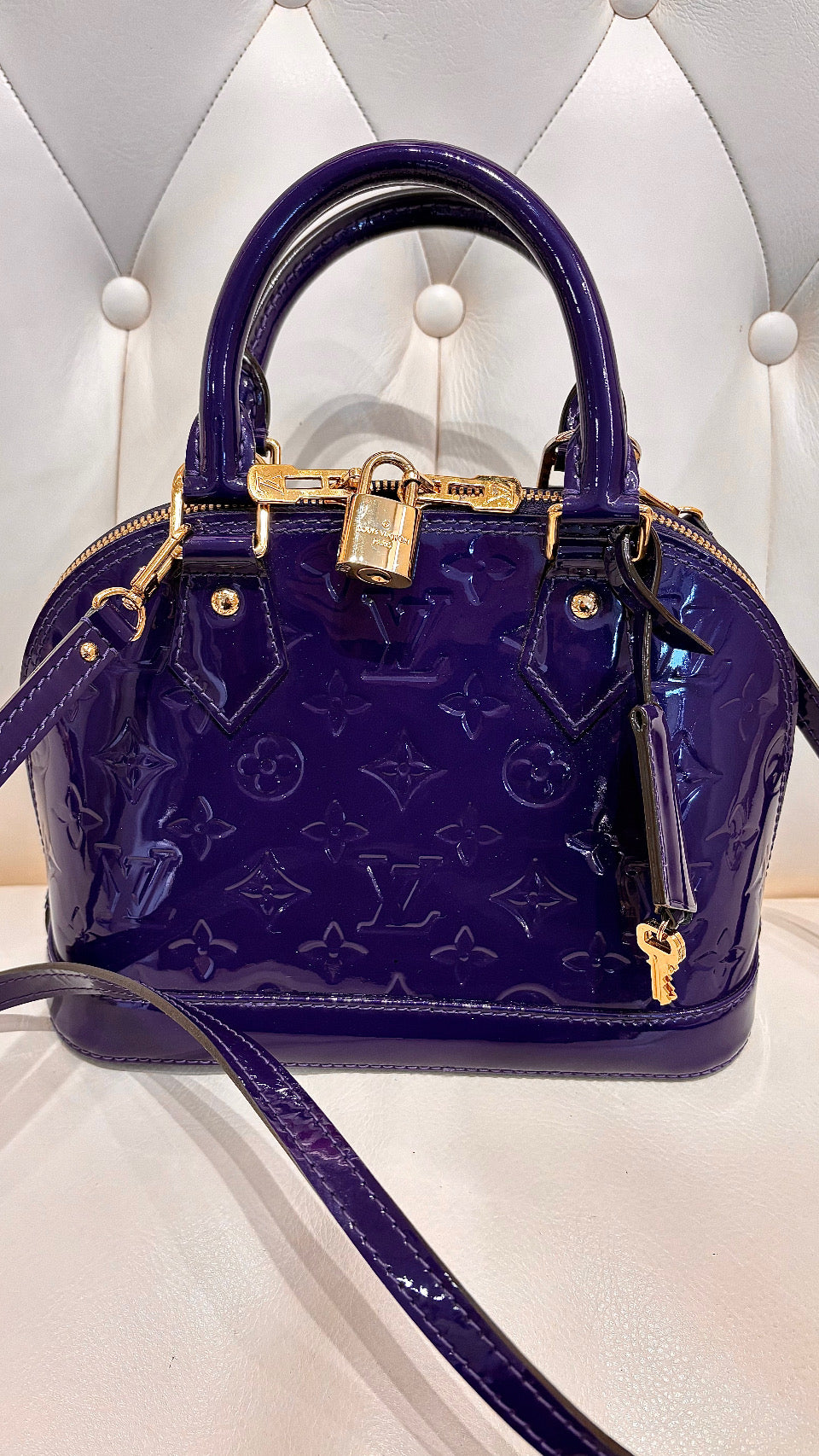 Louis Vuitton Alma BB vernis viola