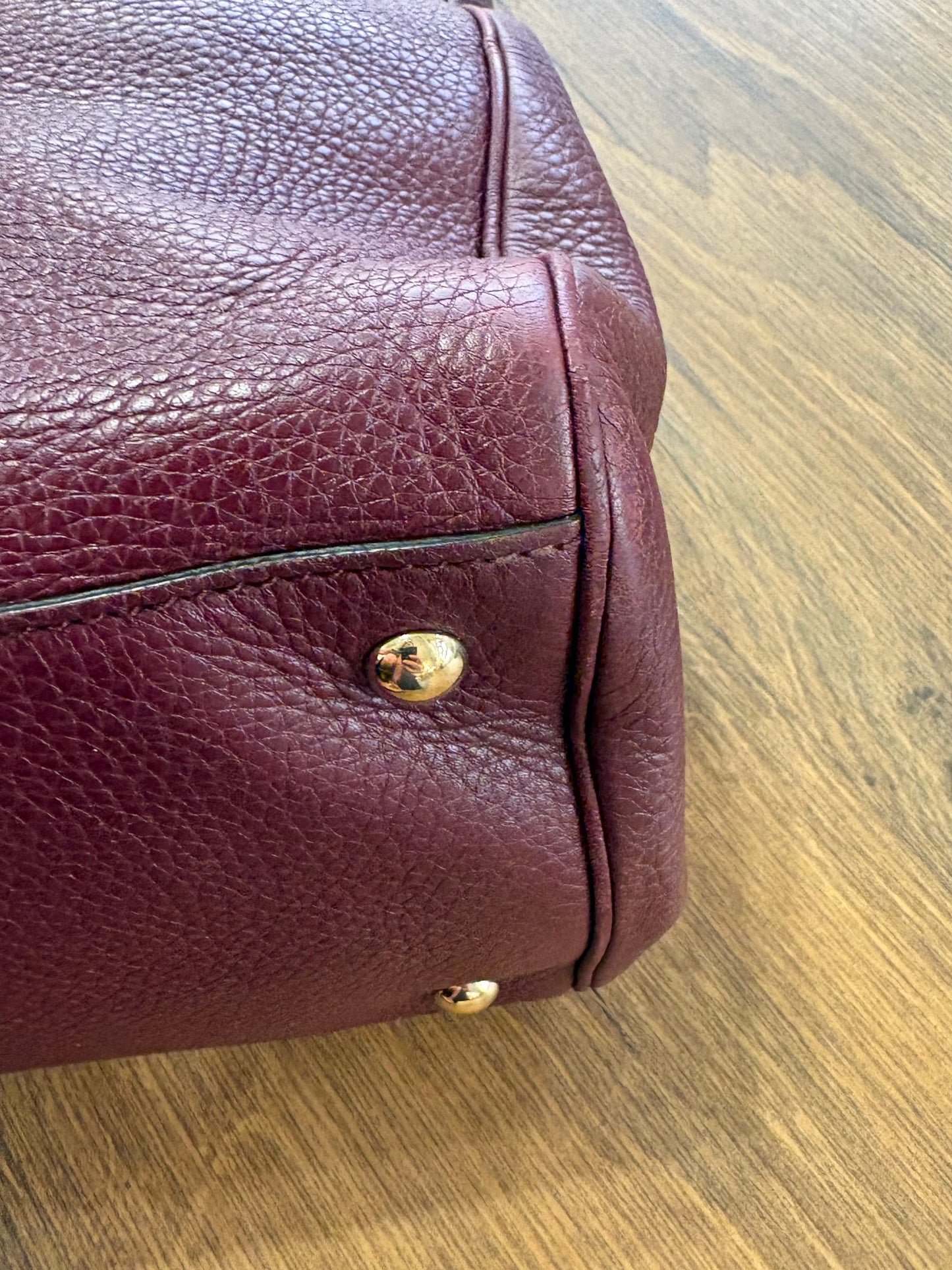 Borsa Gucci Bamboo Shopper Tote Large in Pelle Martellata Bordeaux