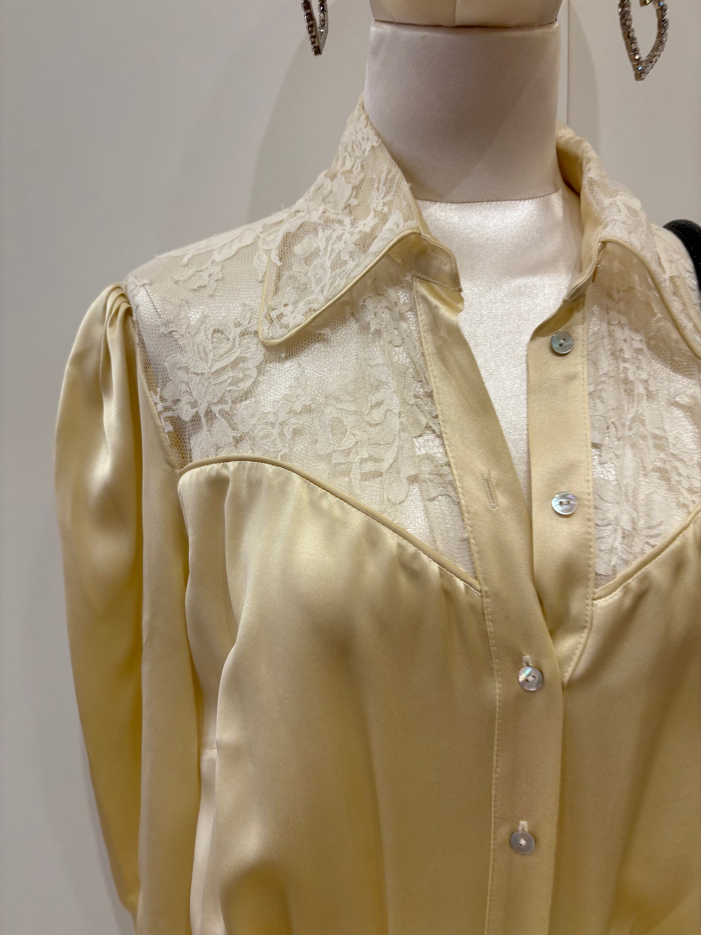 Magda Butrym abito seta champagne pizzo con fiocco