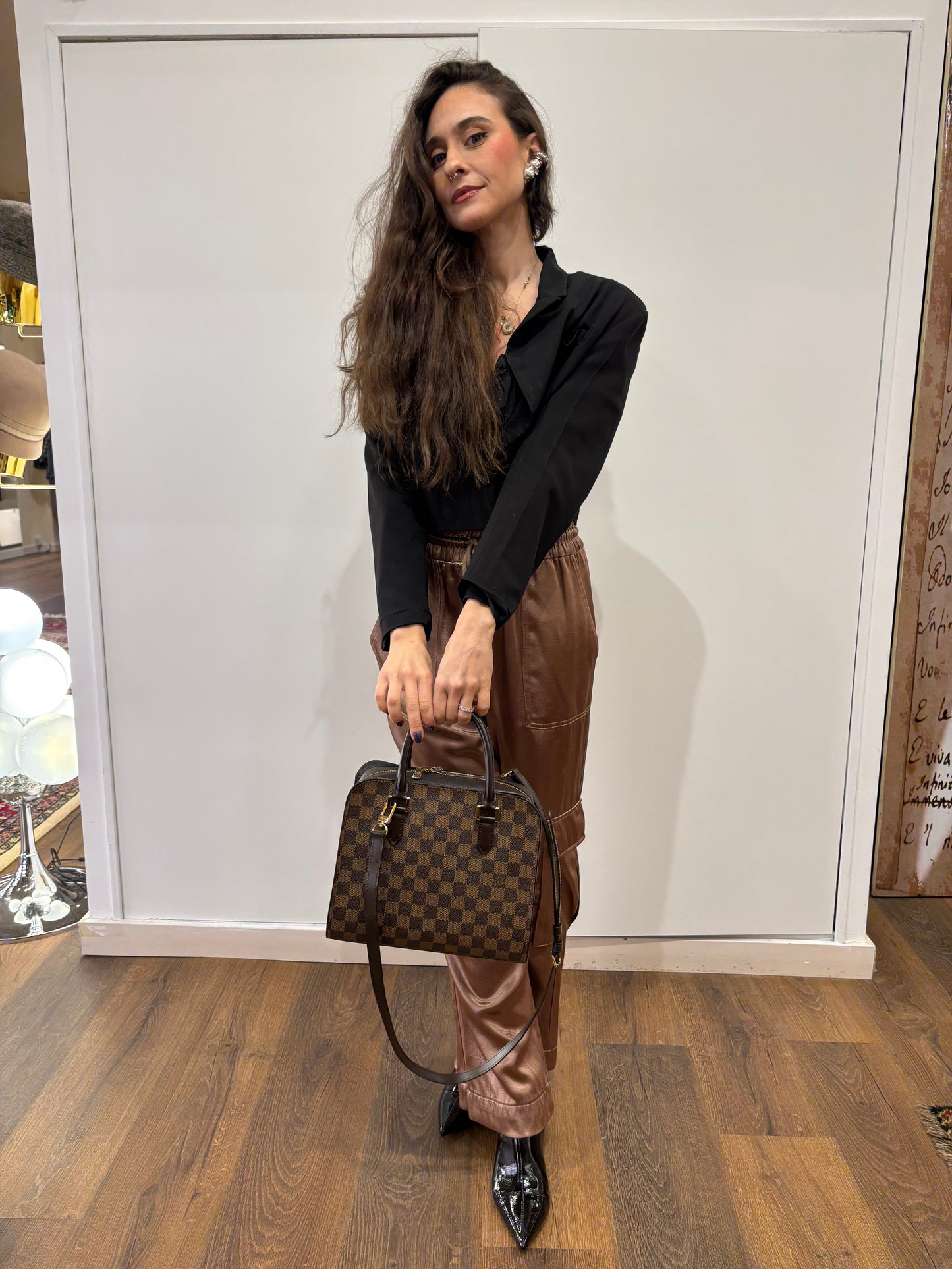 Louis Vuitton Triana borsa a tracolla in tela ebene damier