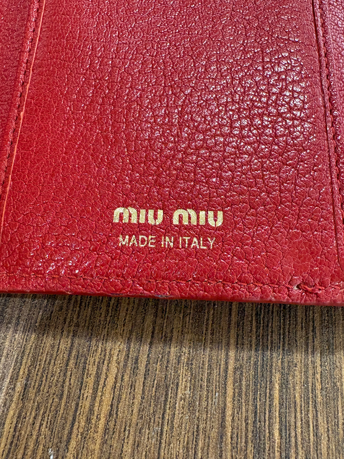 Miu Miu portafoglio in pelle rosa